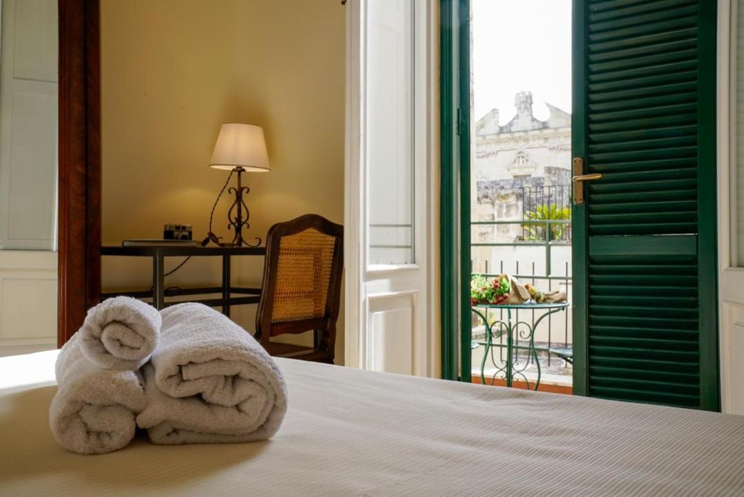 Standard Double Room - Photo 1