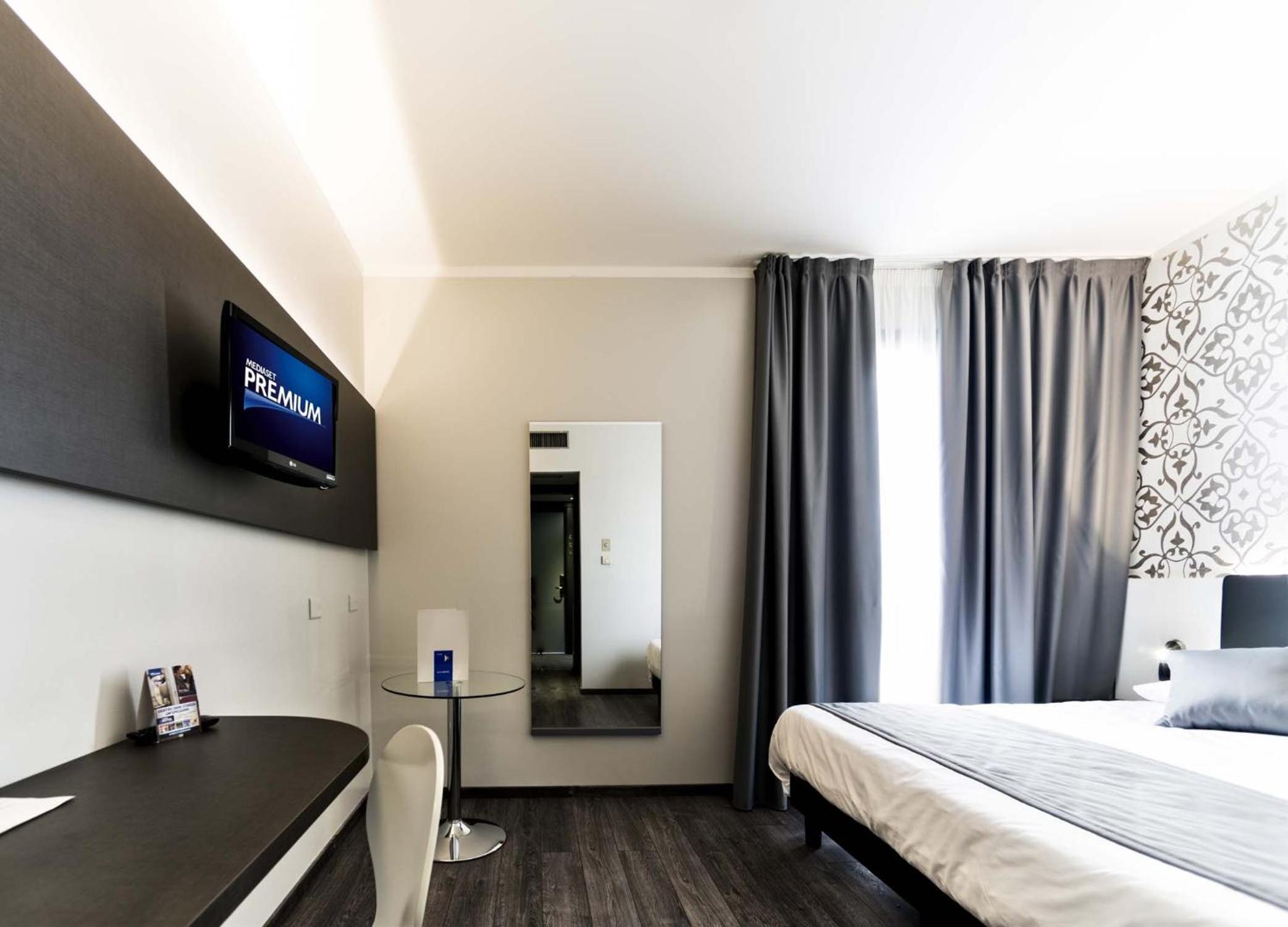 Superior Double or Twin Room - Photo 6