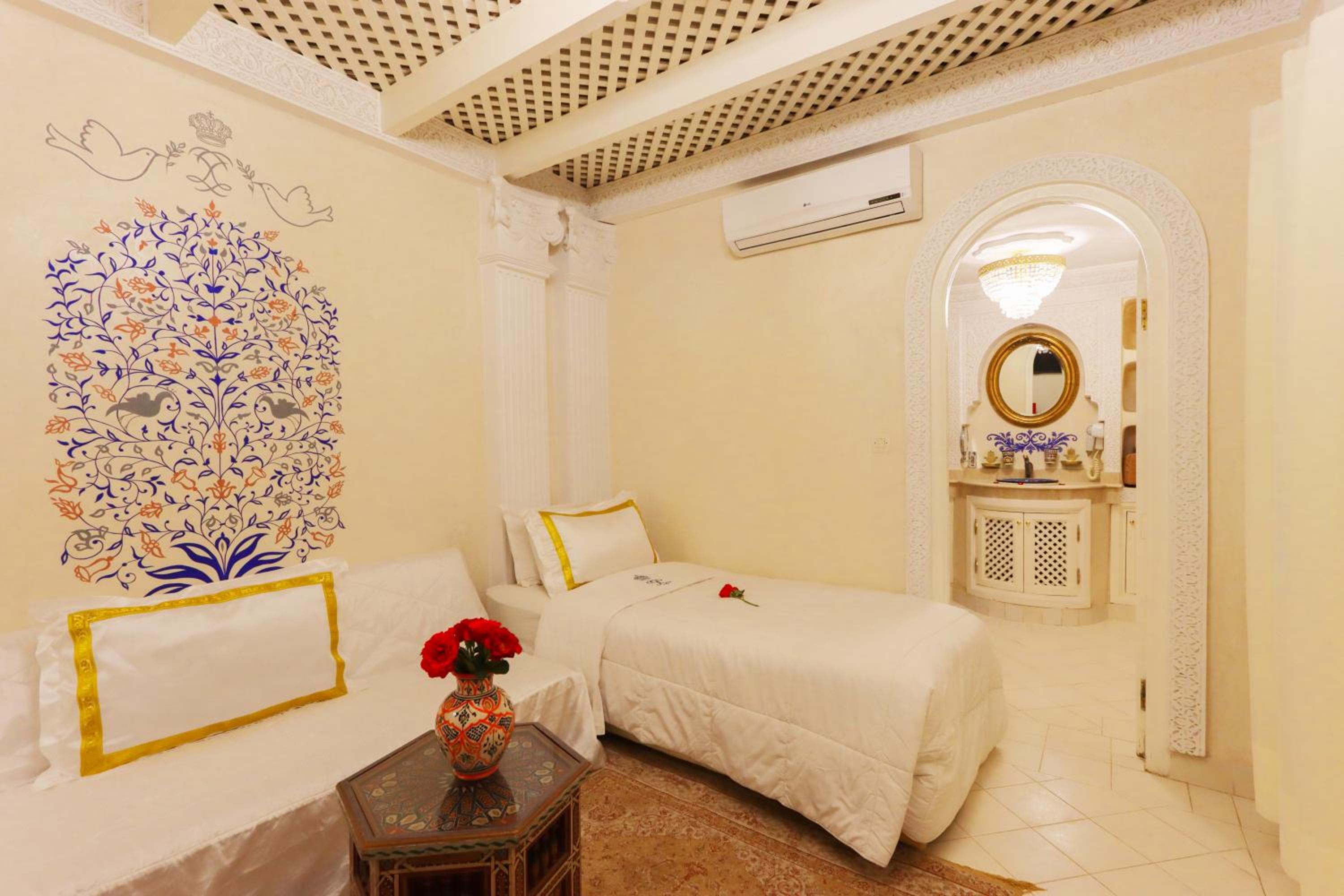 Triple Room - Photo 8