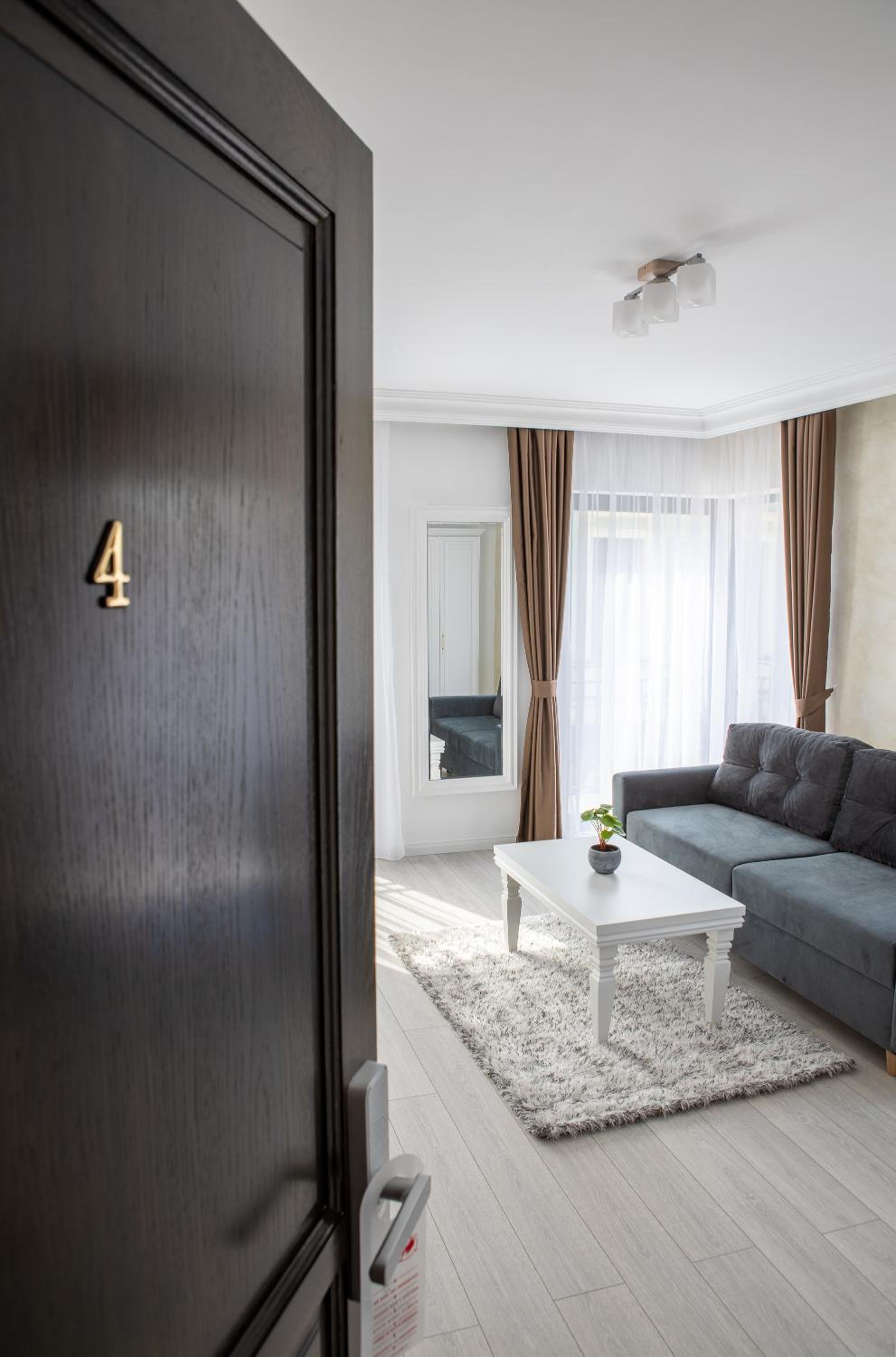 Superior Apartment - Photo 2