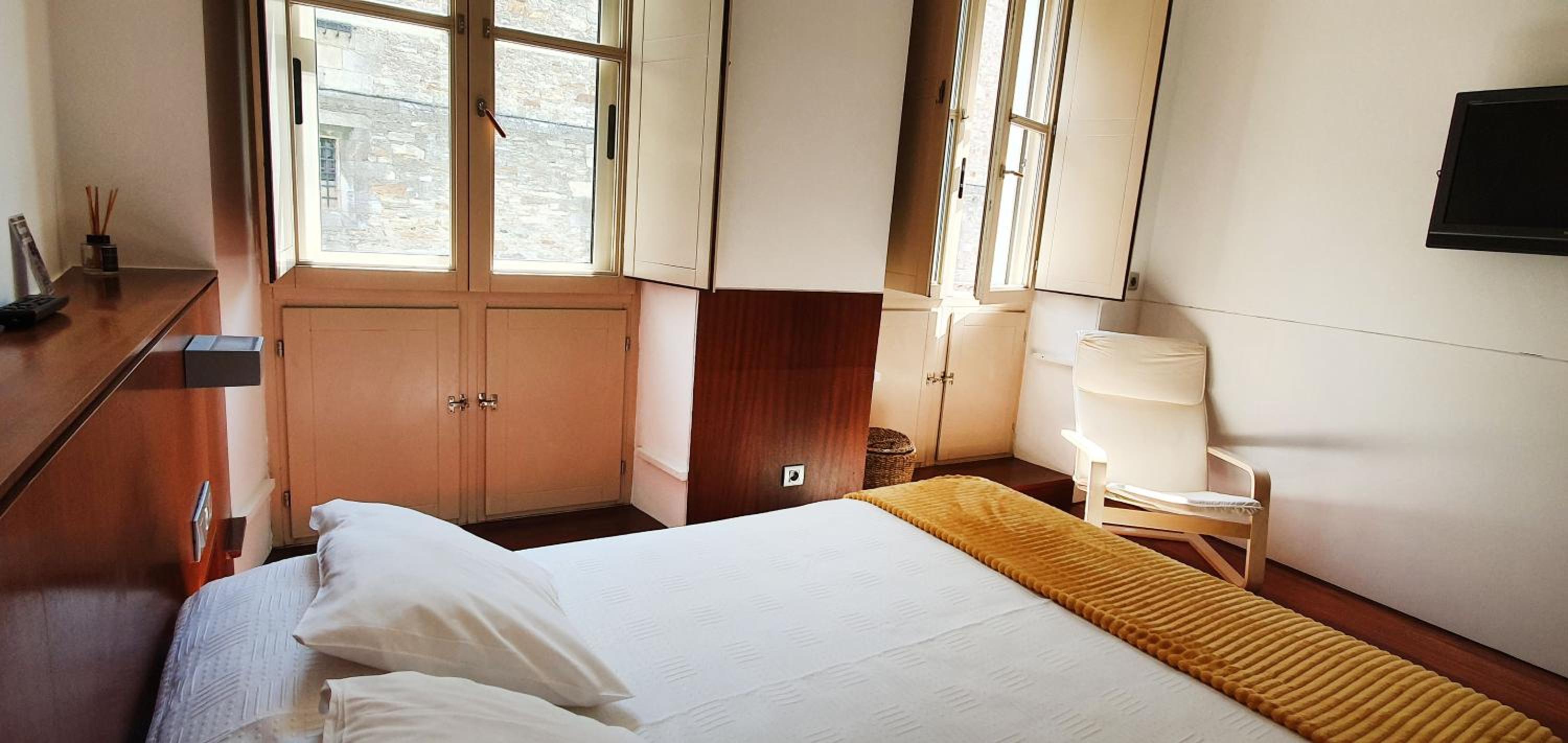 Habitación Estándar con Cama Queen