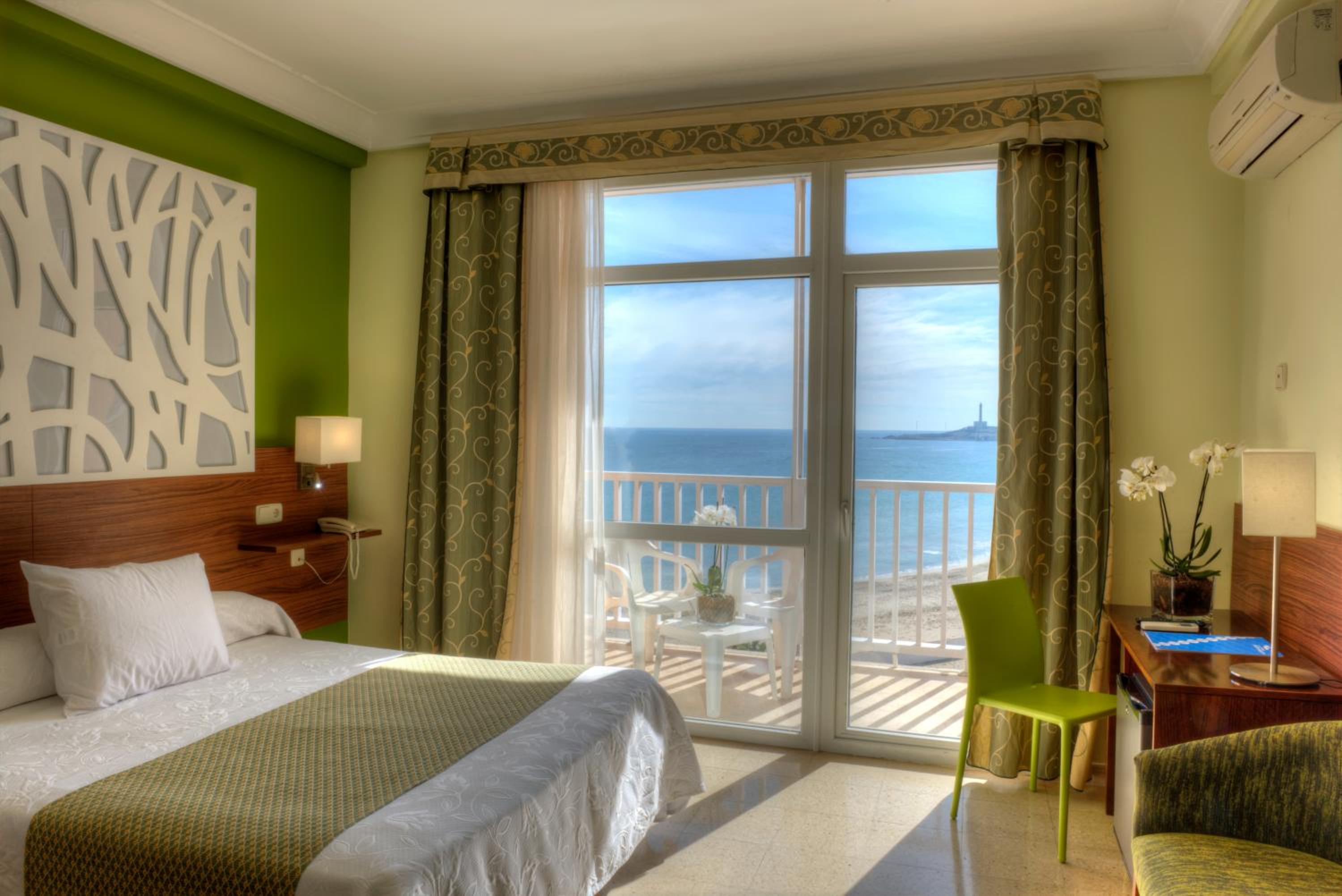 Double or Twin Room - Photo 1