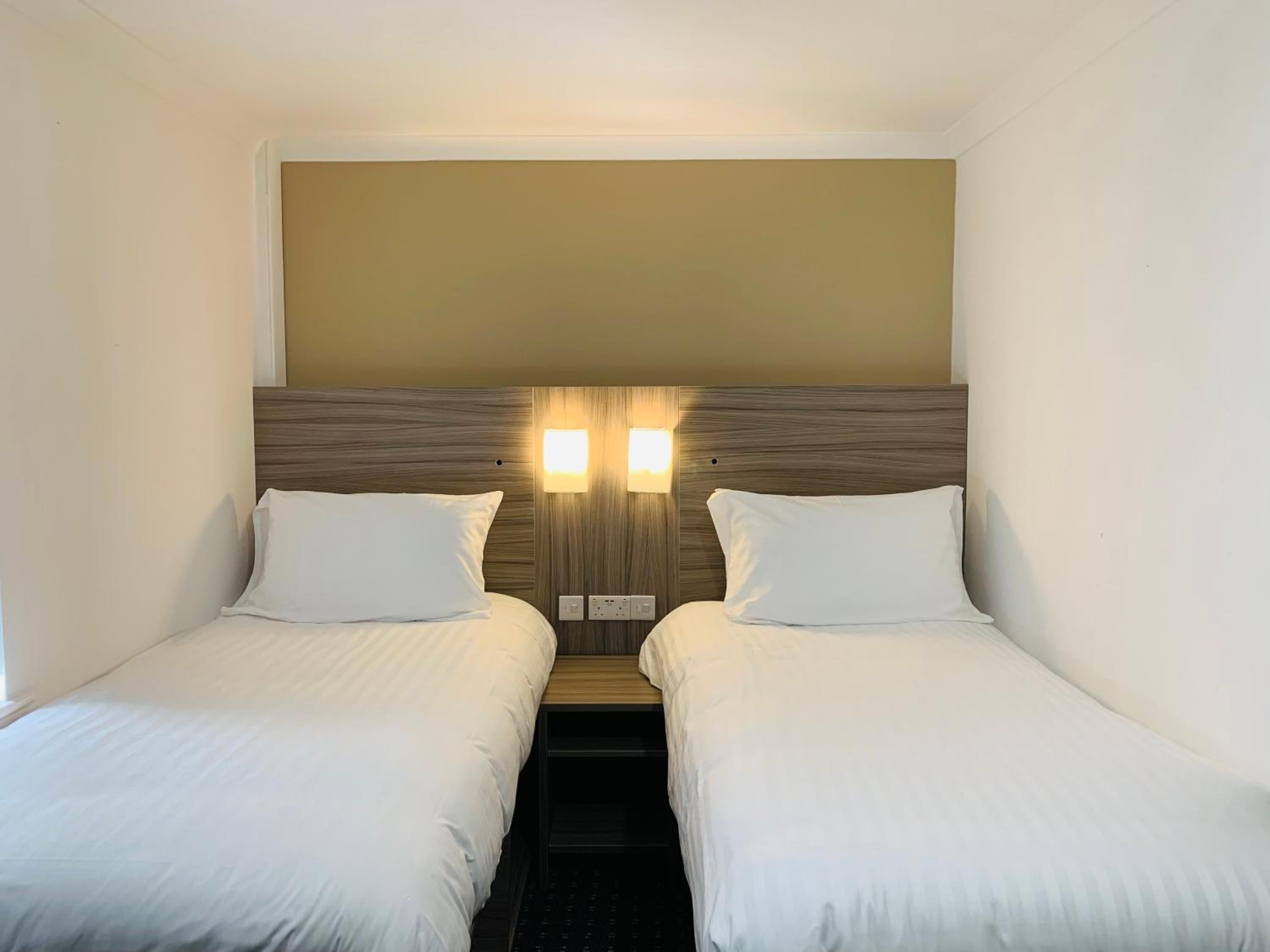Deluxe Twin Room - Photo 1