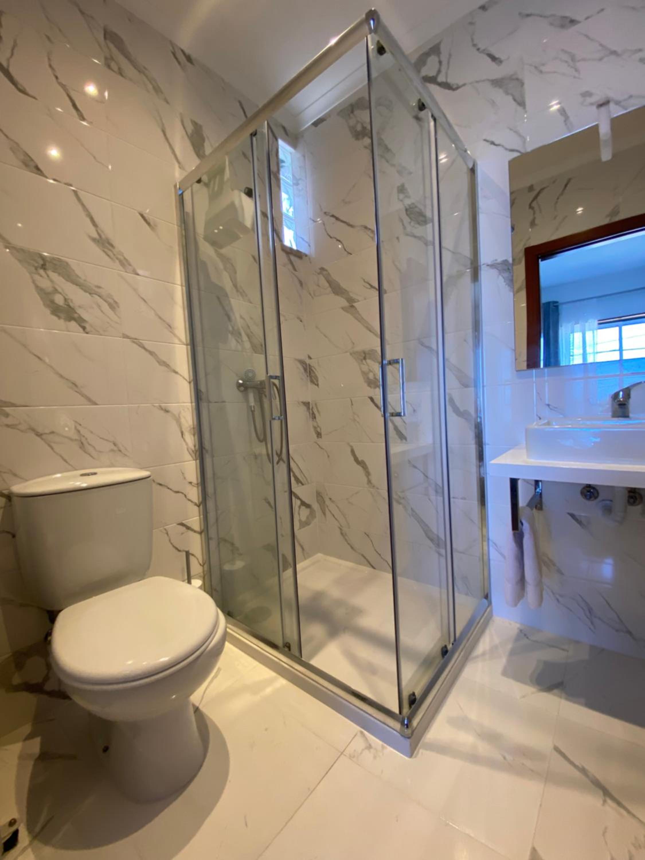 Superior Suite with Sea View - Photo 8