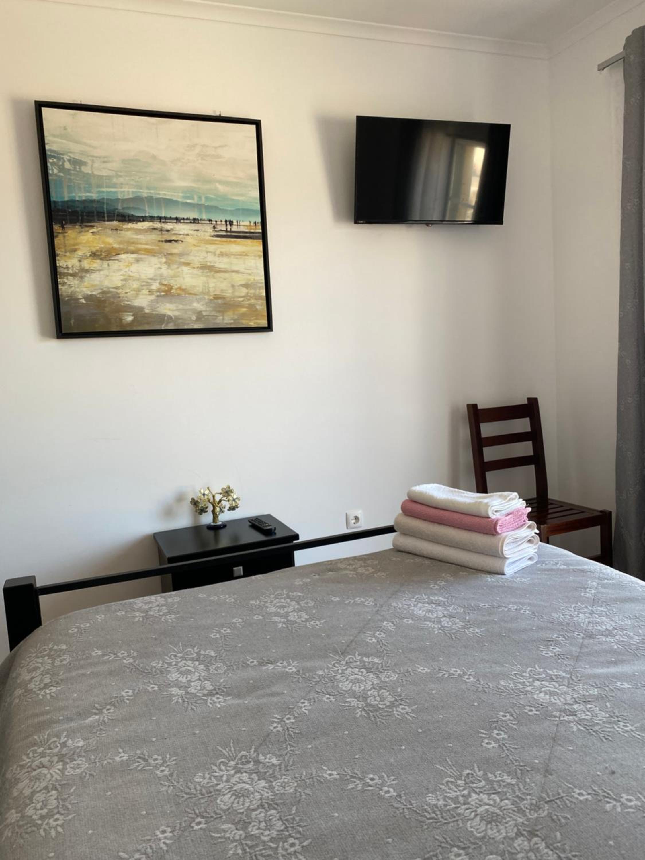 Double Room with Balcony and Sea View - Photo 4
