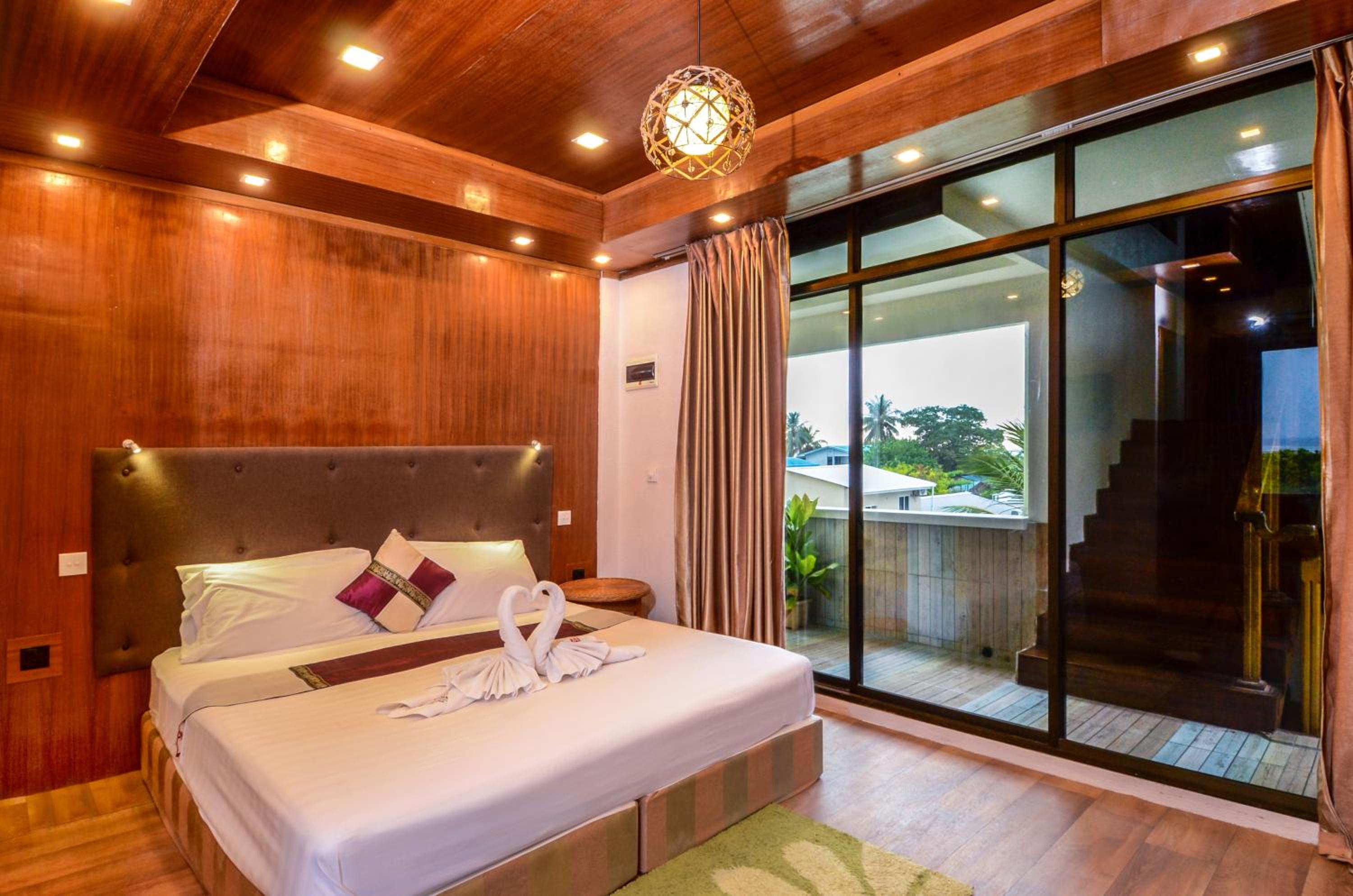 Deluxe Double Room with Ocean View photo 3