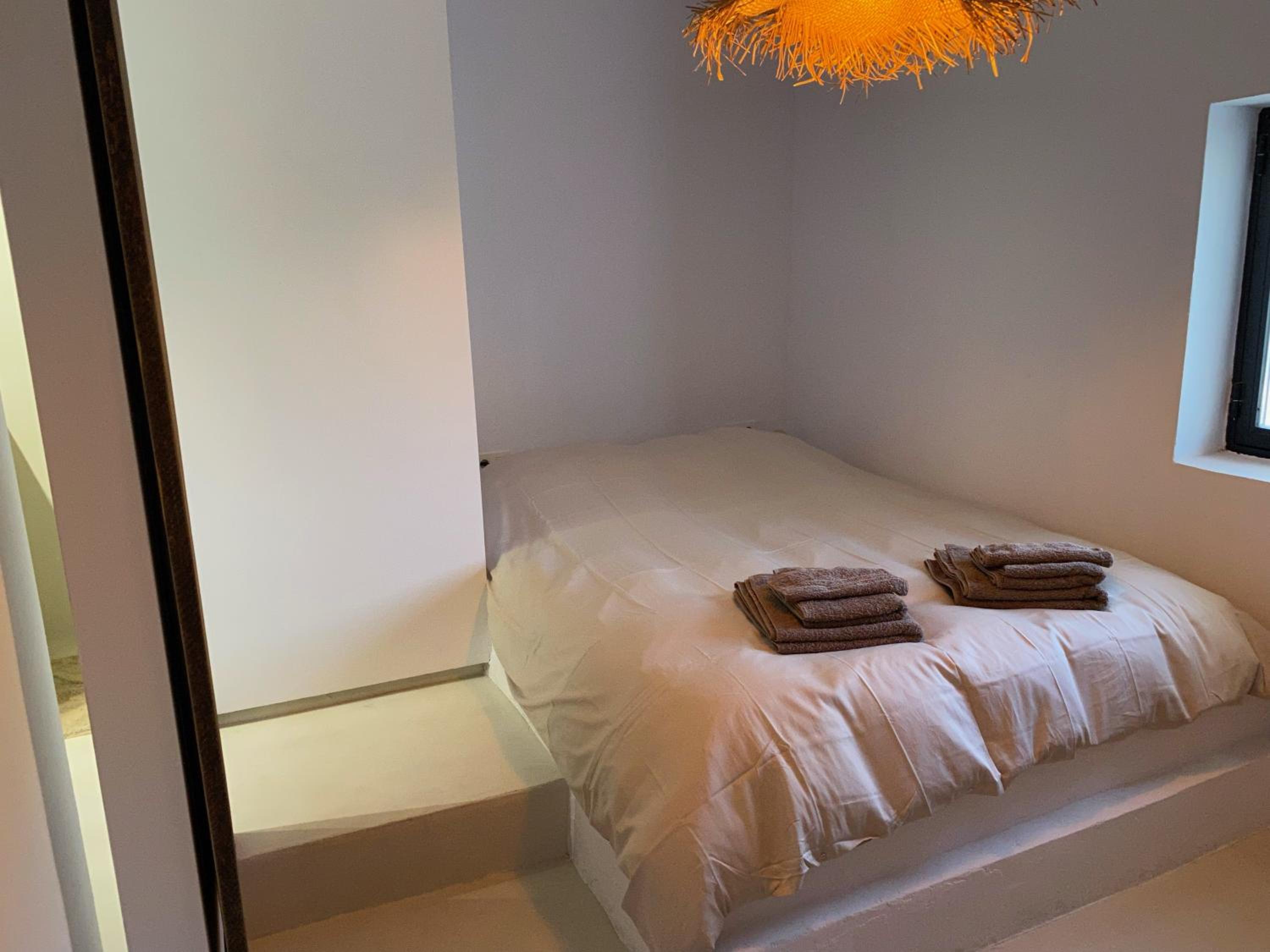 Double Room with Private Bathroom - Photo 4