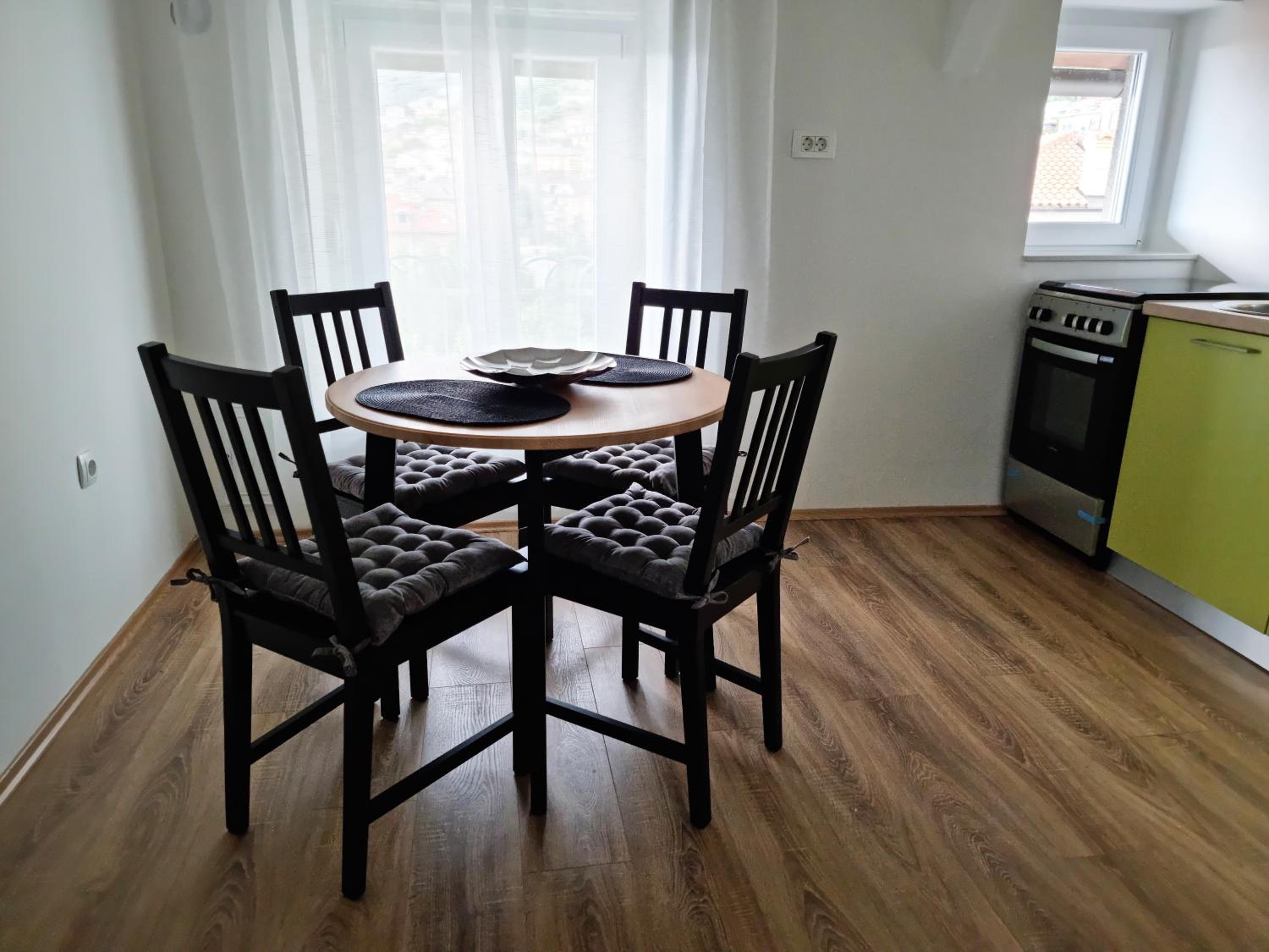 One-Bedroom Apartment - Photo 15