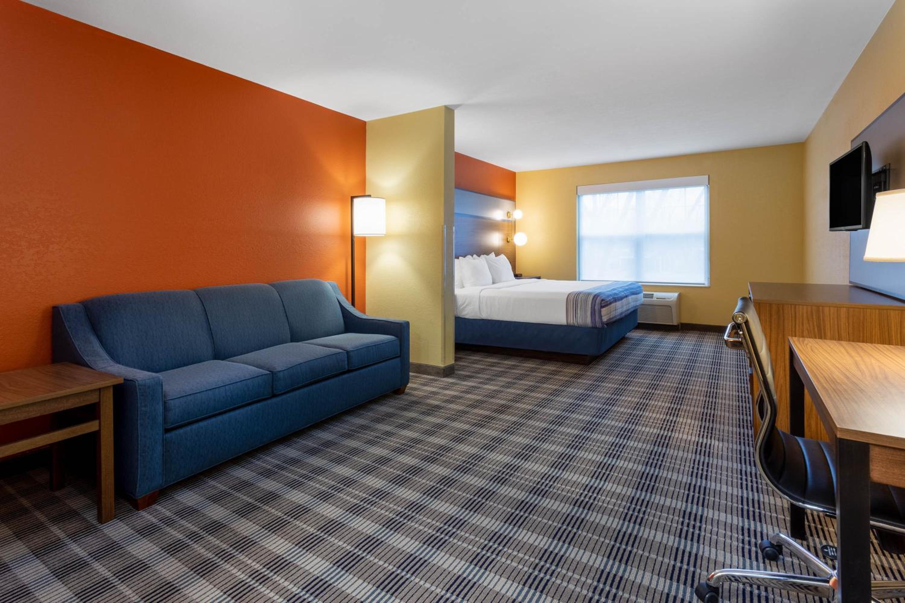 King Studio Suite - Non-Smoking - Photo 1