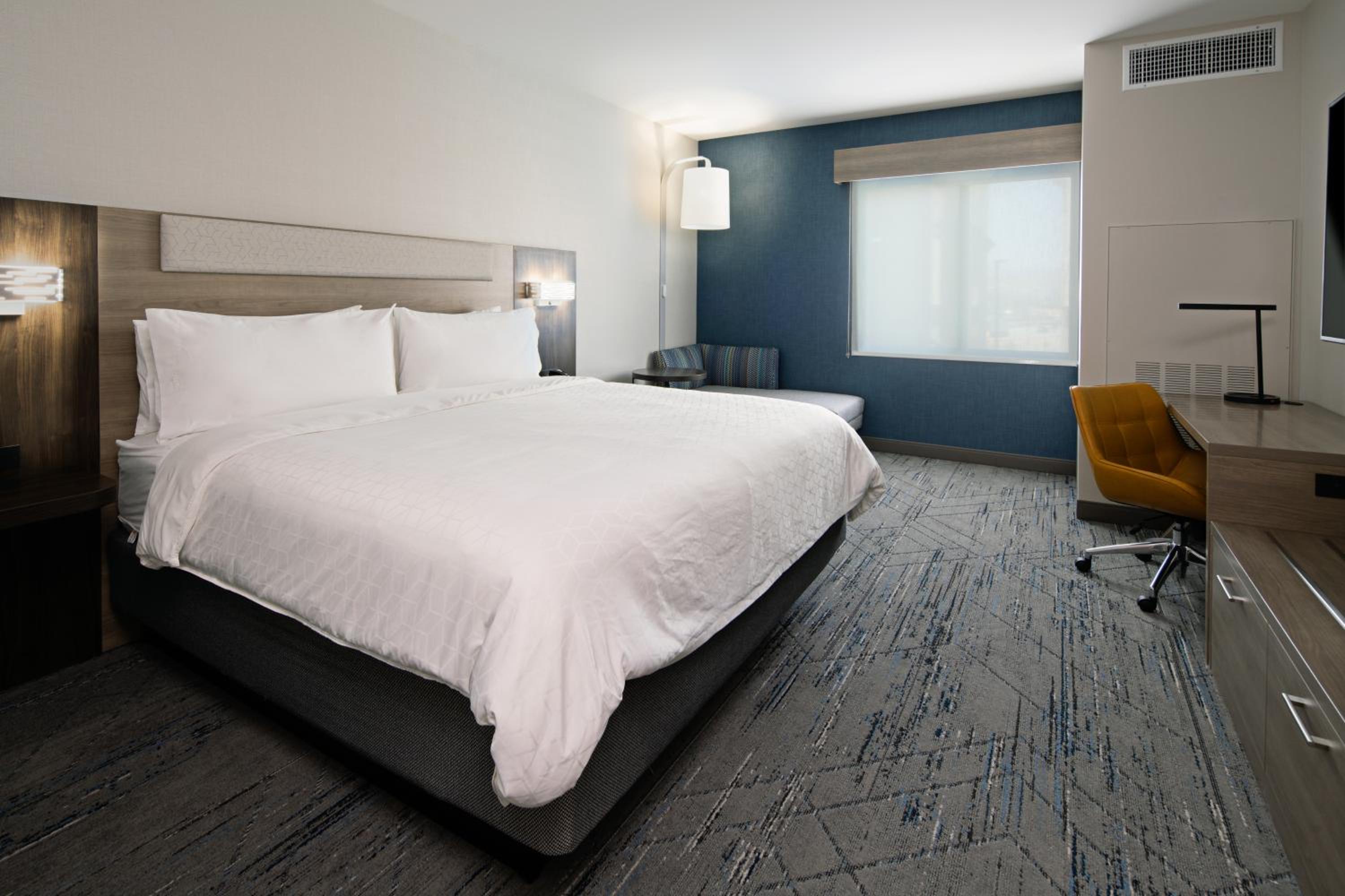 Standard Room - Photo 11