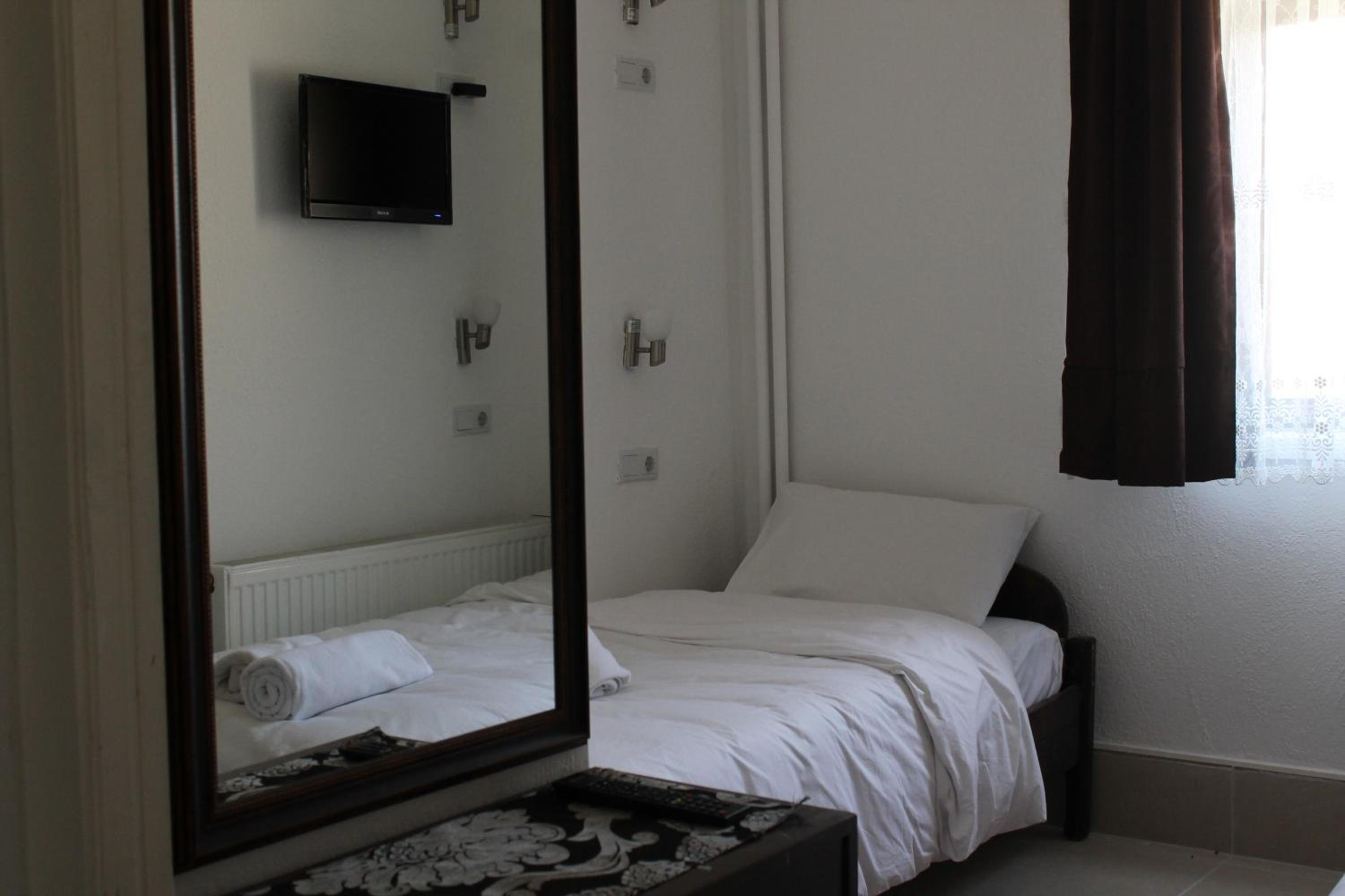 Single Room photo 1