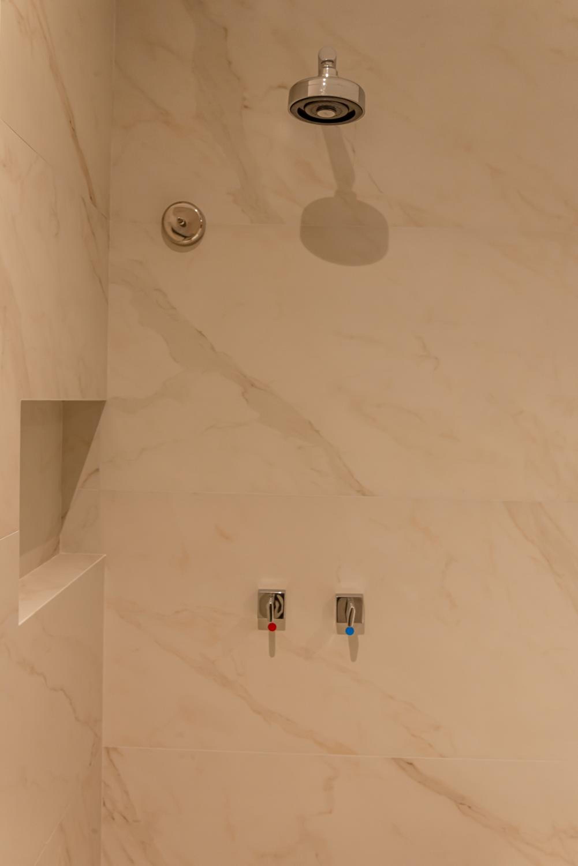 Room with Spa Bath