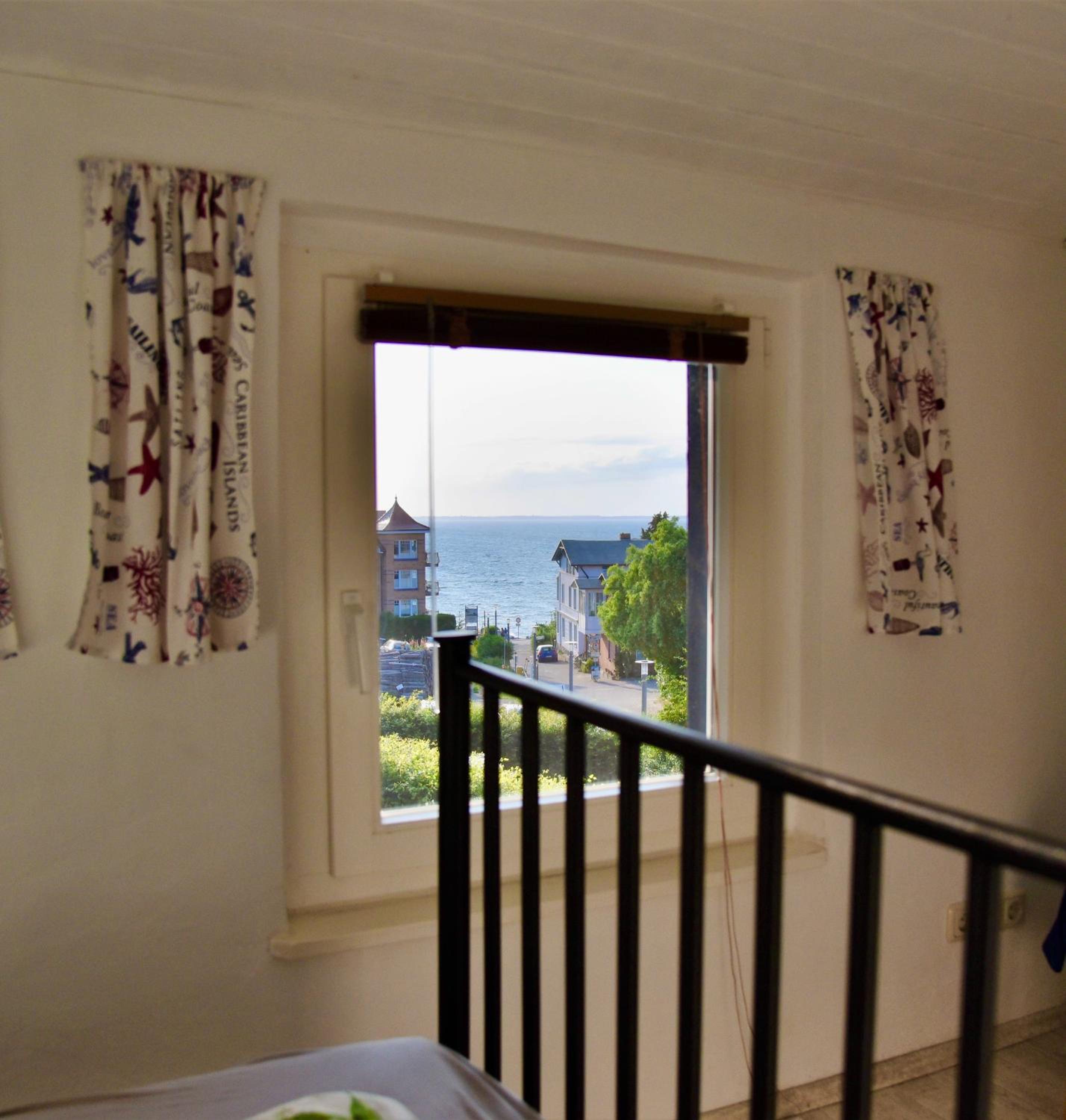 Apartment with Sea View photo 2