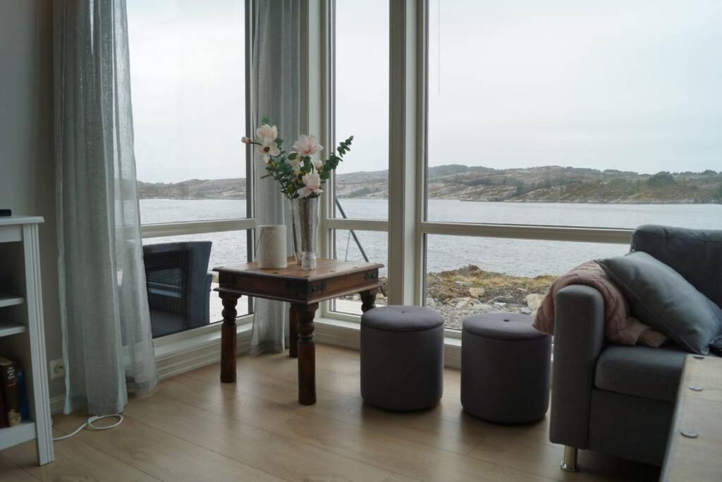 Four-Bedroom House - Photo 2