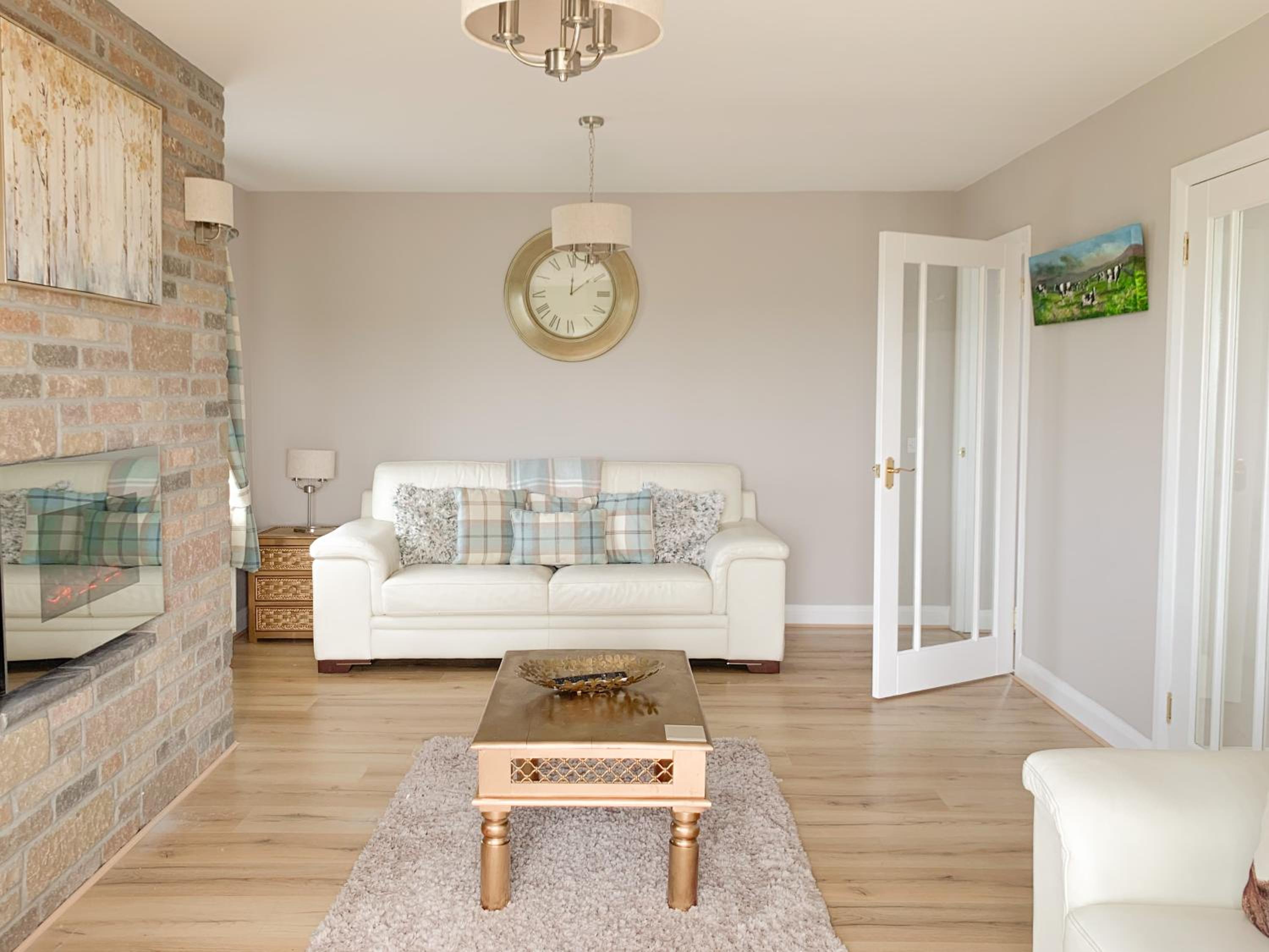 Three-Bedroom House photo 2