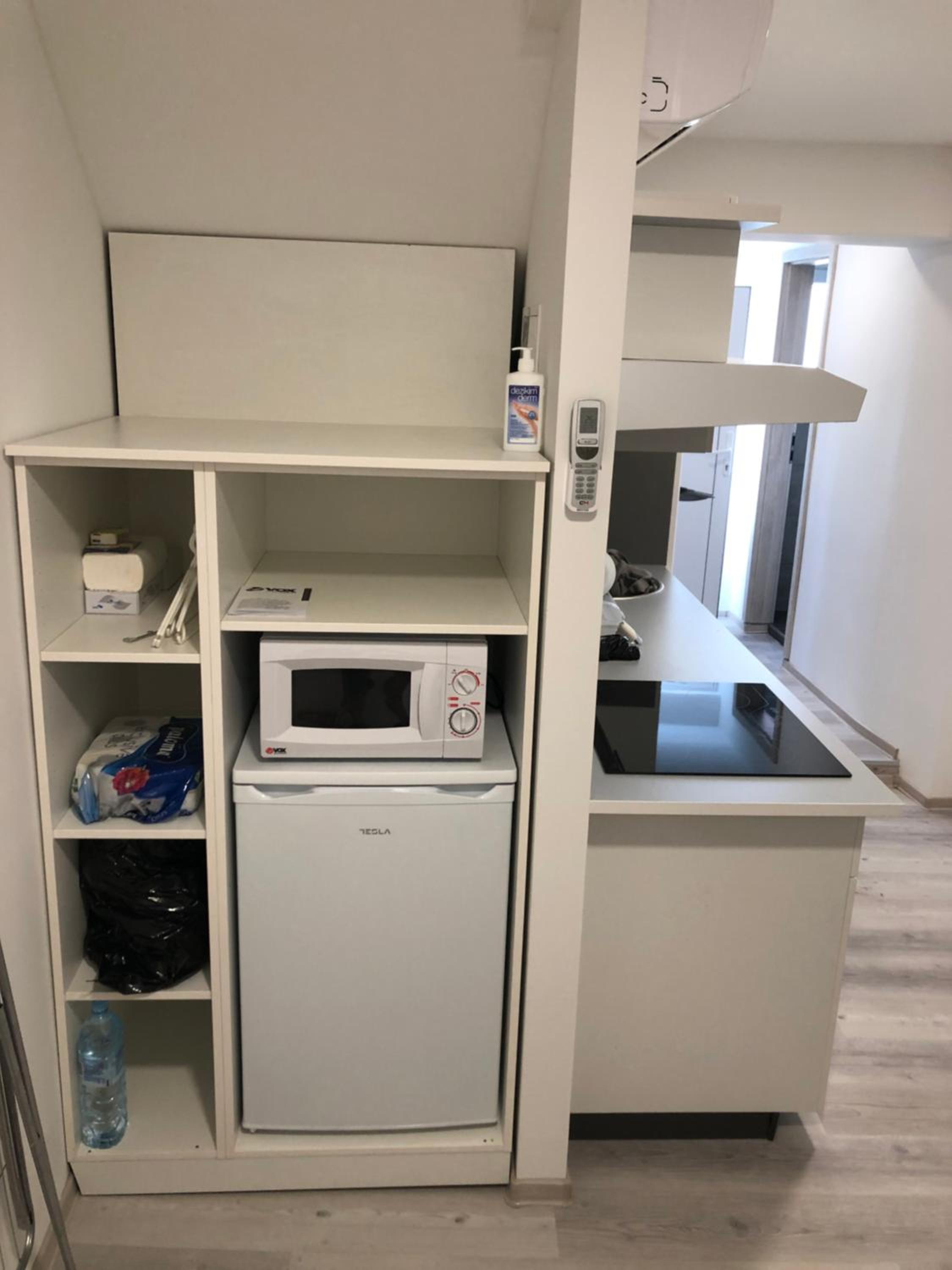 One-Bedroom Apartment - Photo 7
