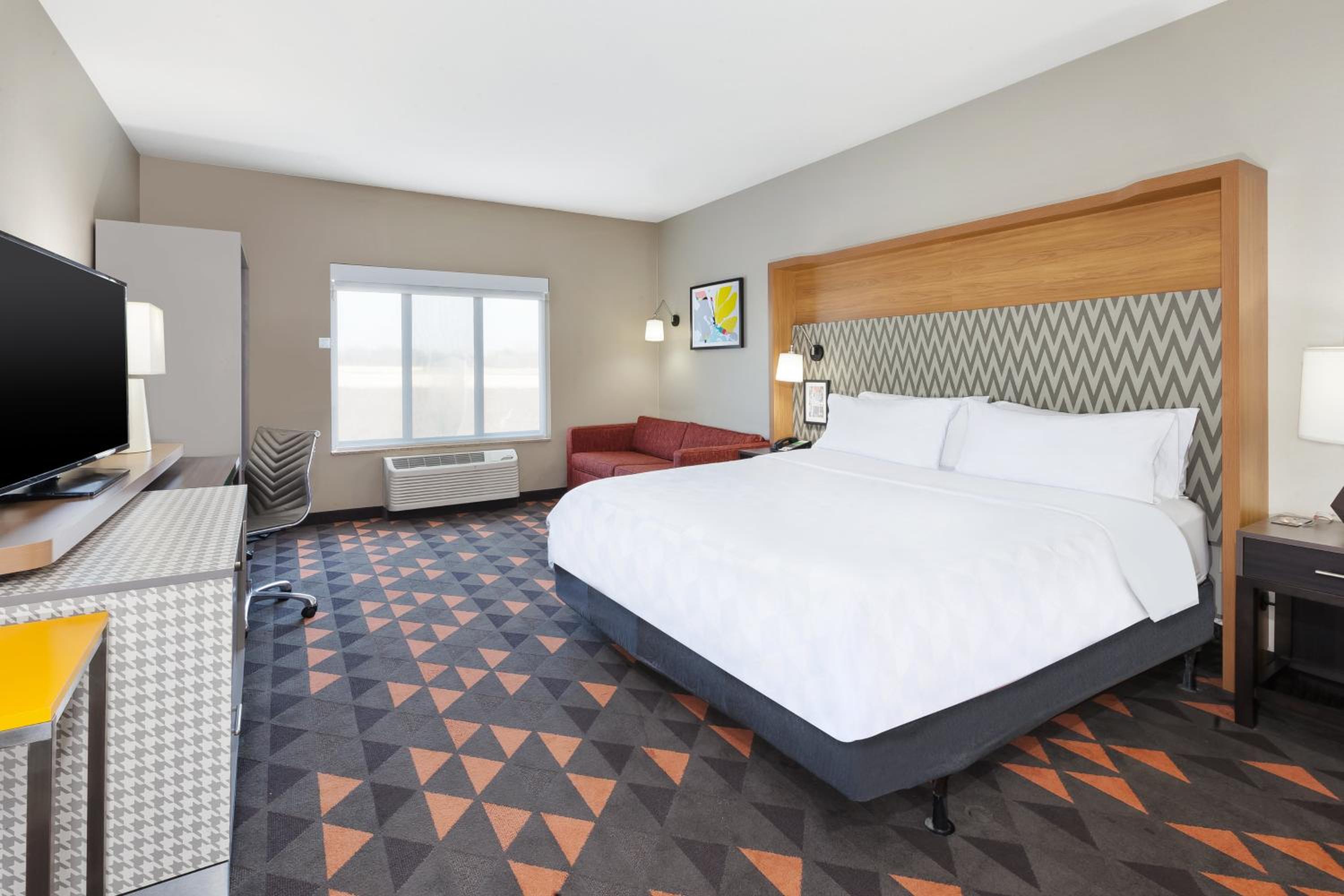 King Room - Mobility Access/Hearing Accessible - Photo 1
