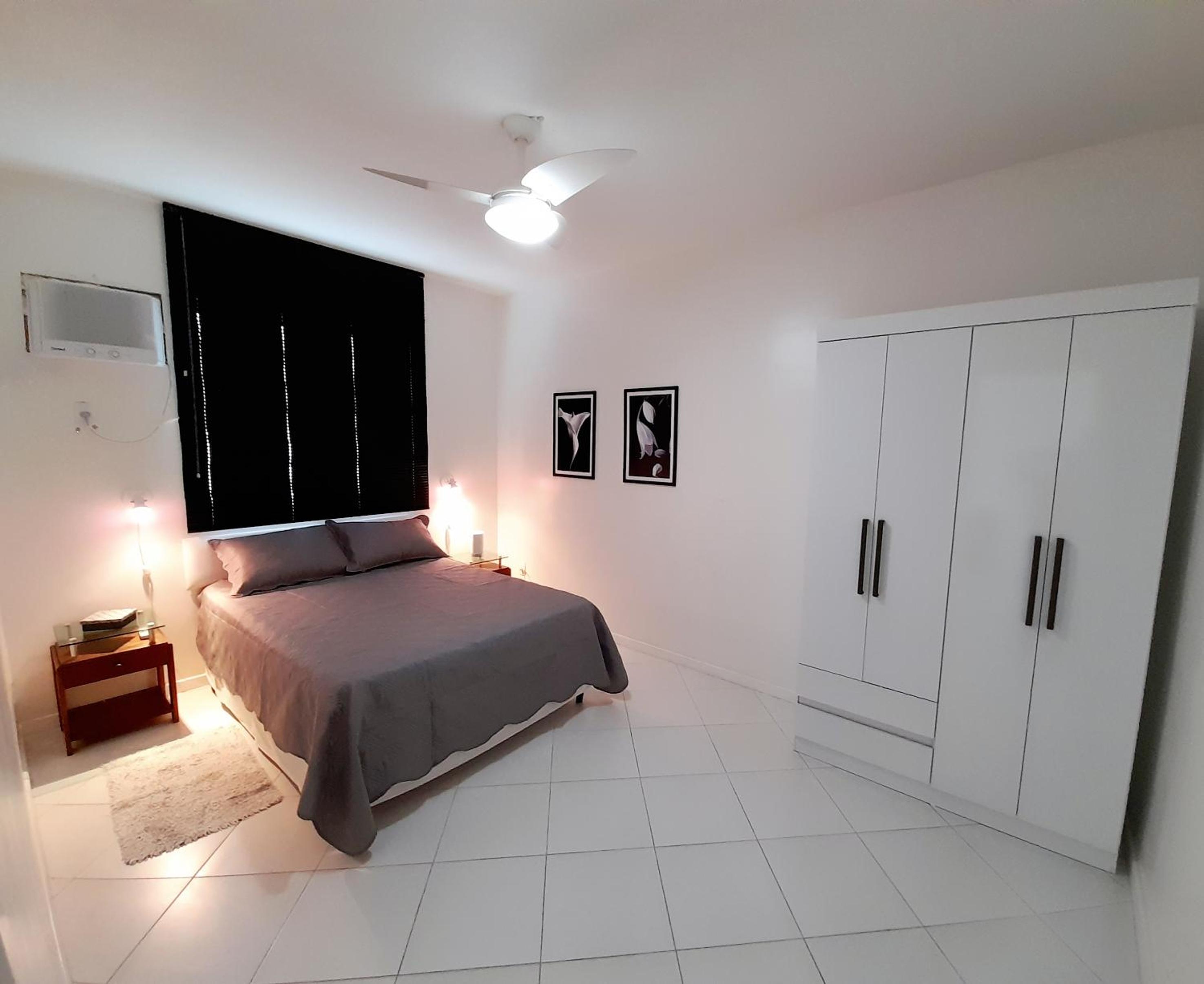 Apartment with Balcony - Photo 3