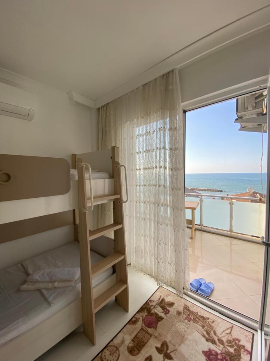 Villa photo 3