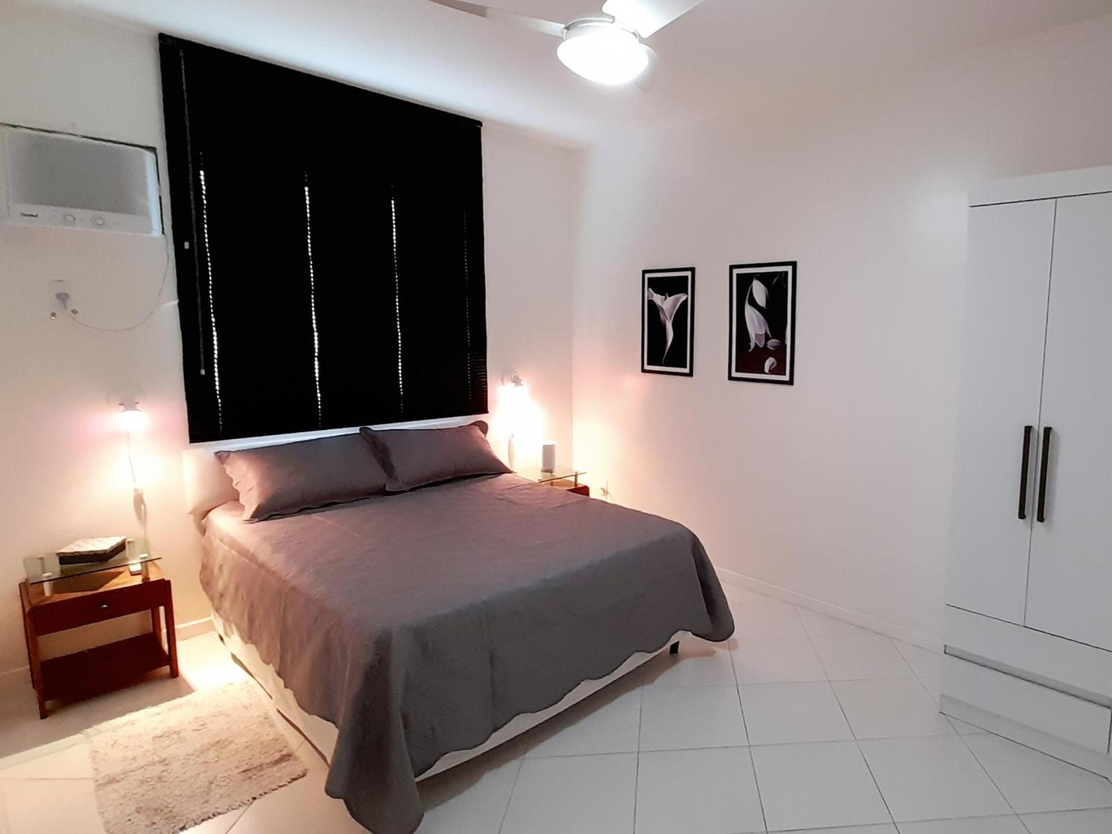 Apartment with Balcony - Photo 5