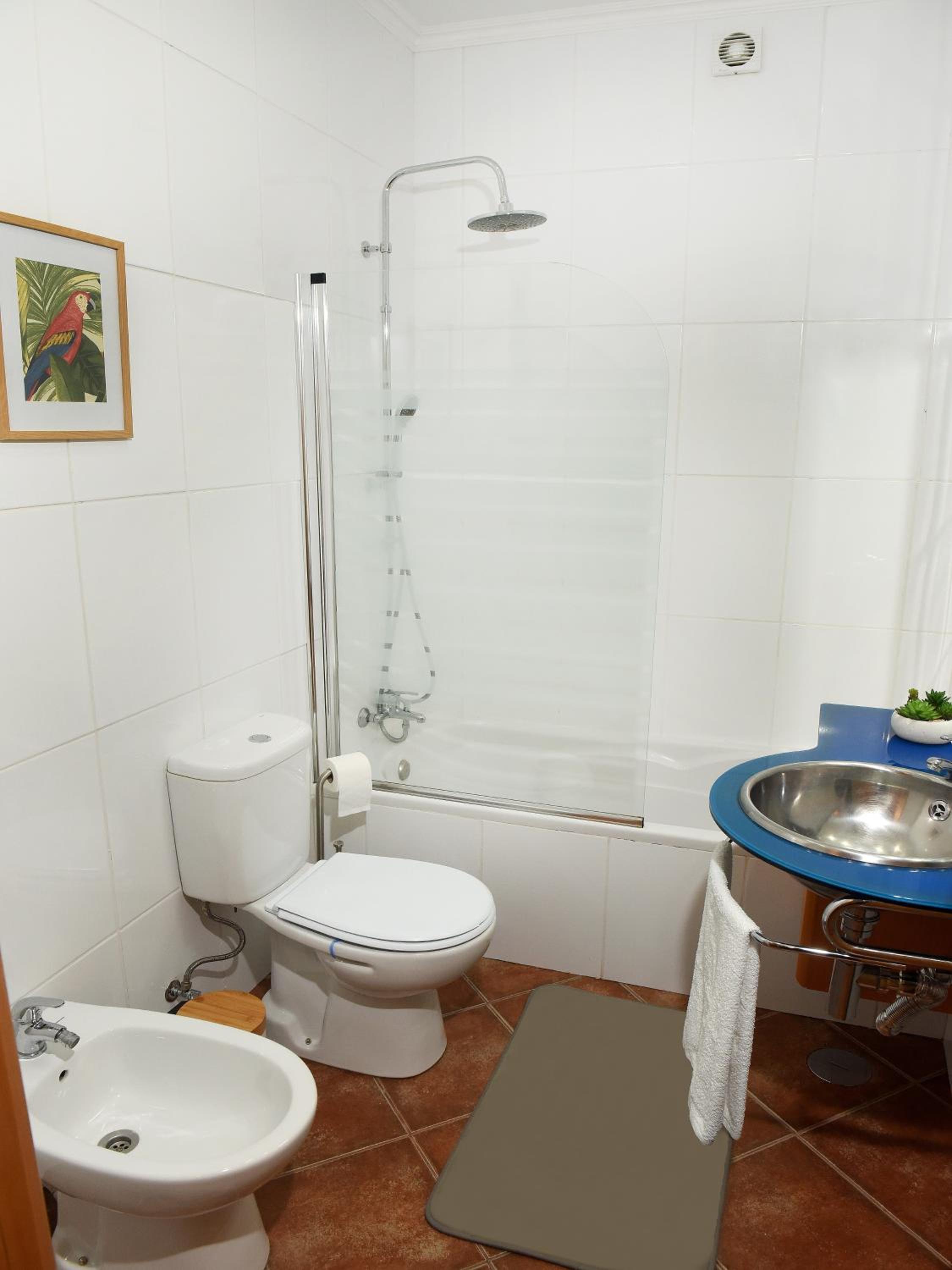 One-Bedroom Apartment - Photo 14