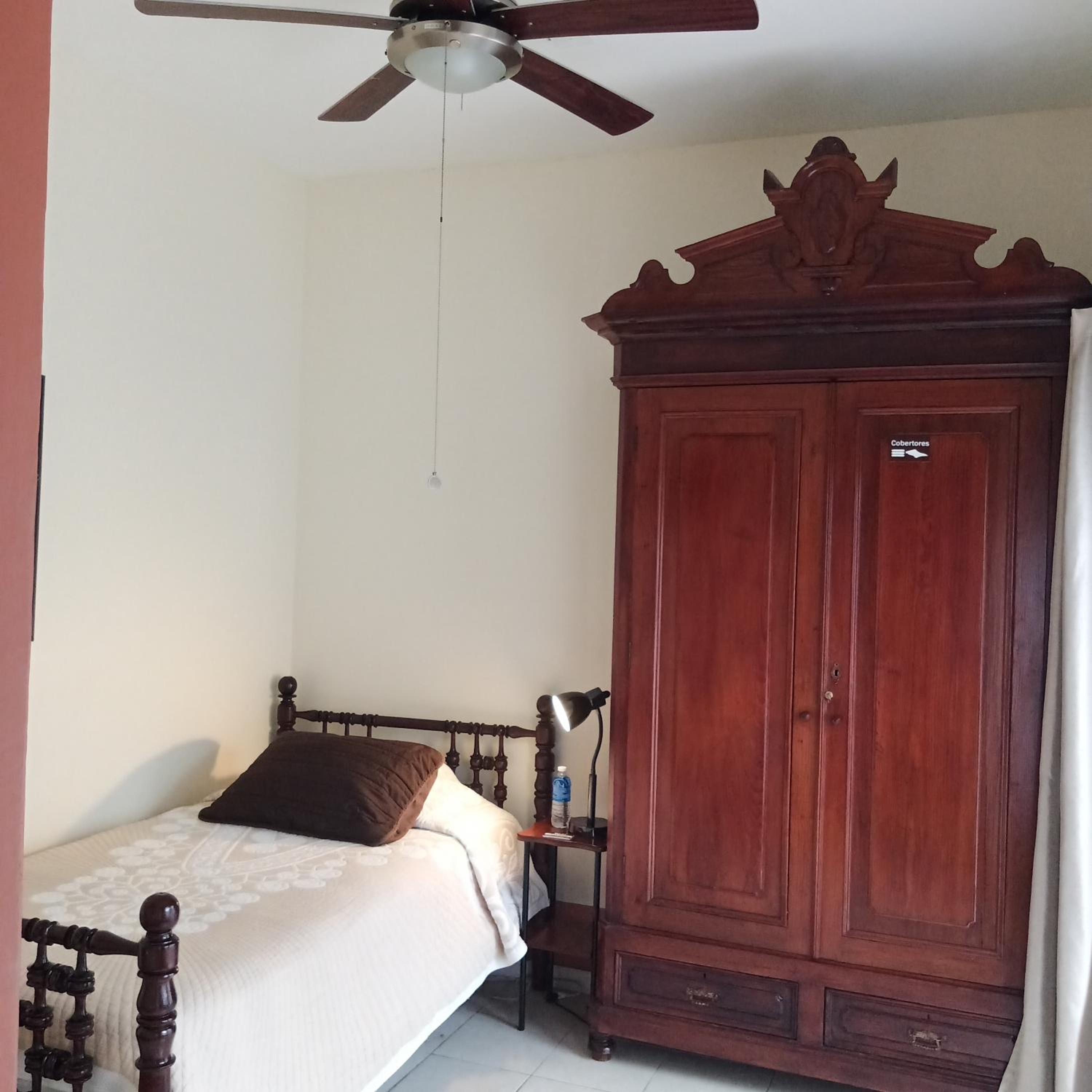 Twin Room - Photo 1