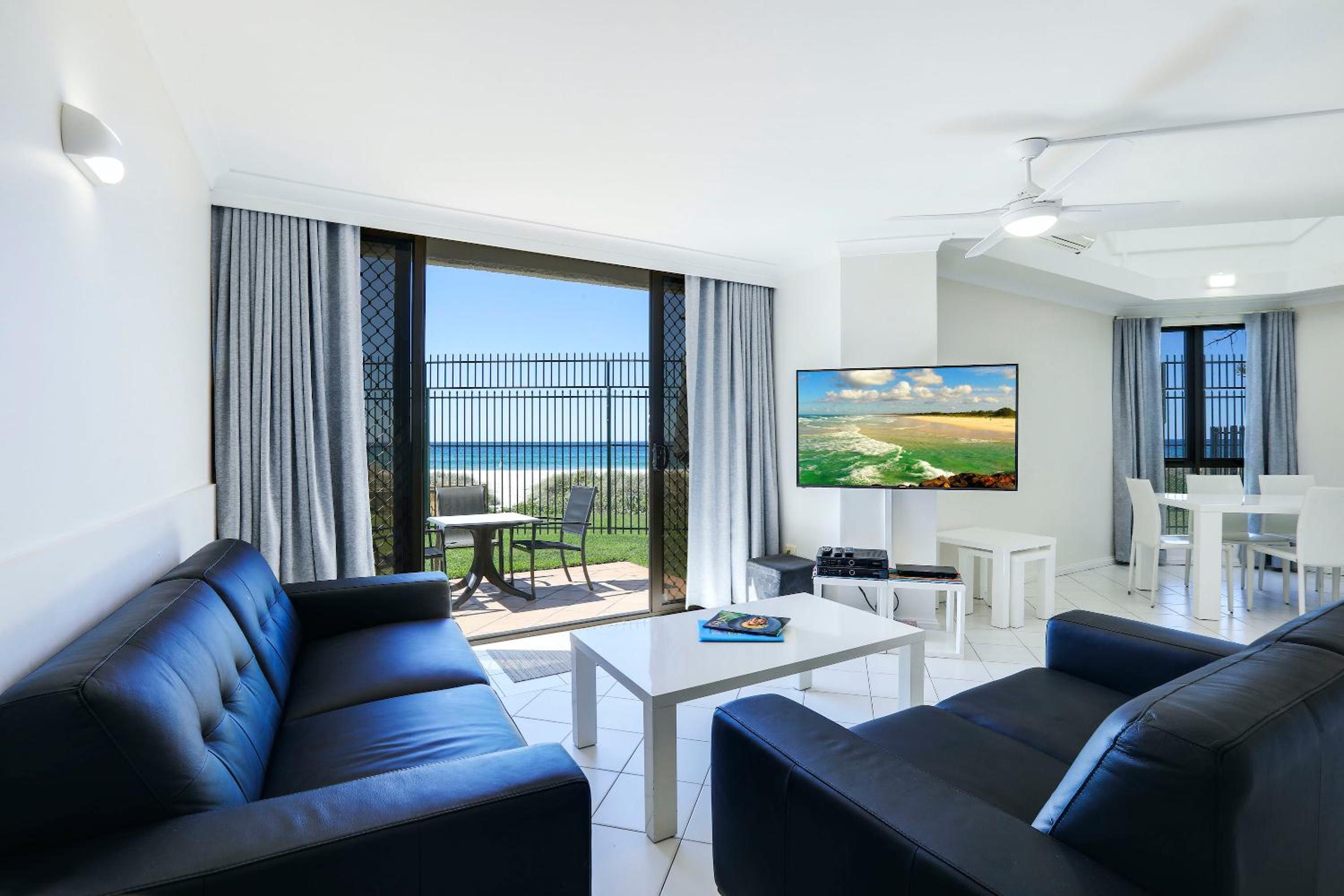 Beachfront Cabana - Stand-alone