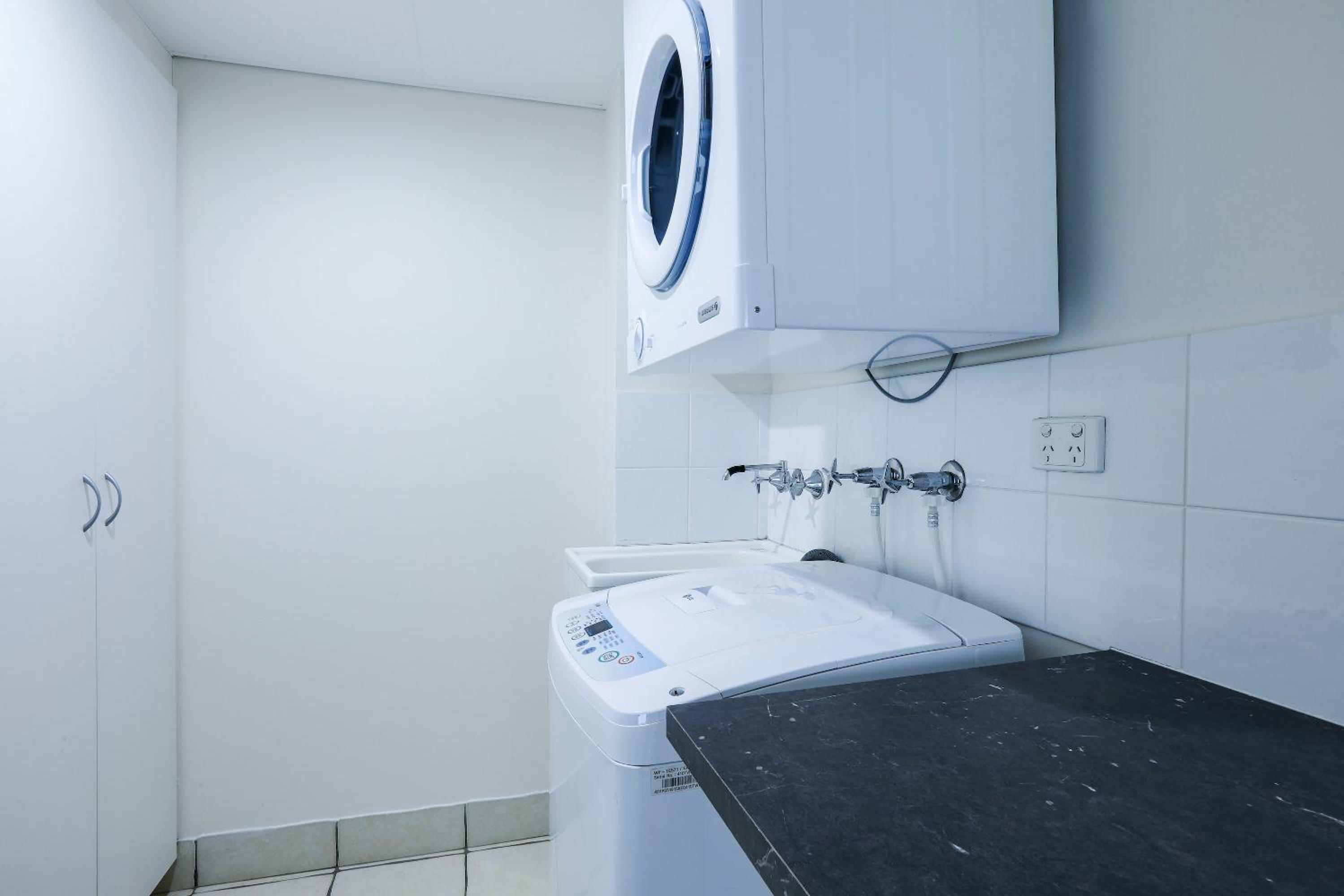 Superior One-Bedroom Apartment with Ocean View