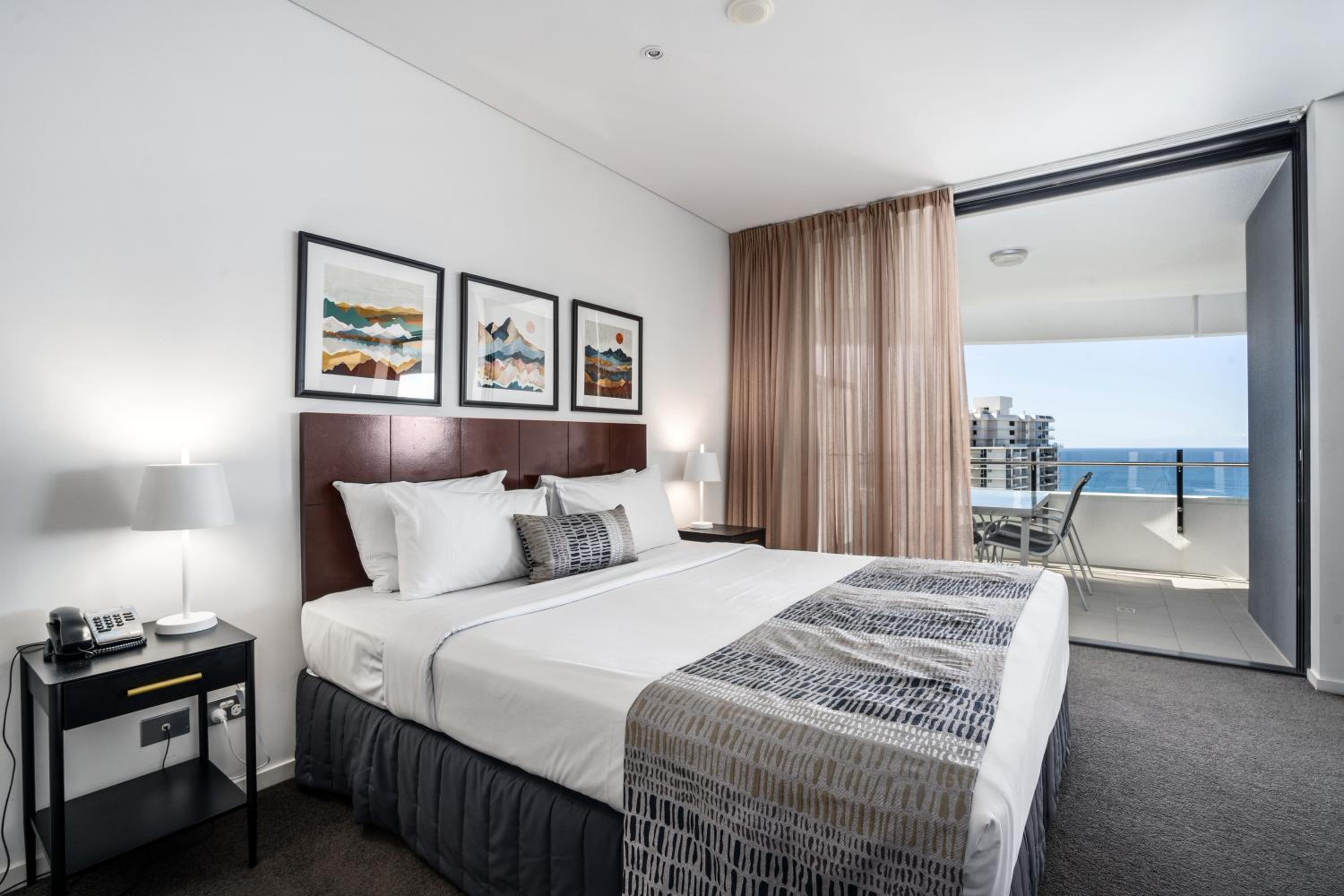 Two-Bedroom Water View Apartment - Photo 5