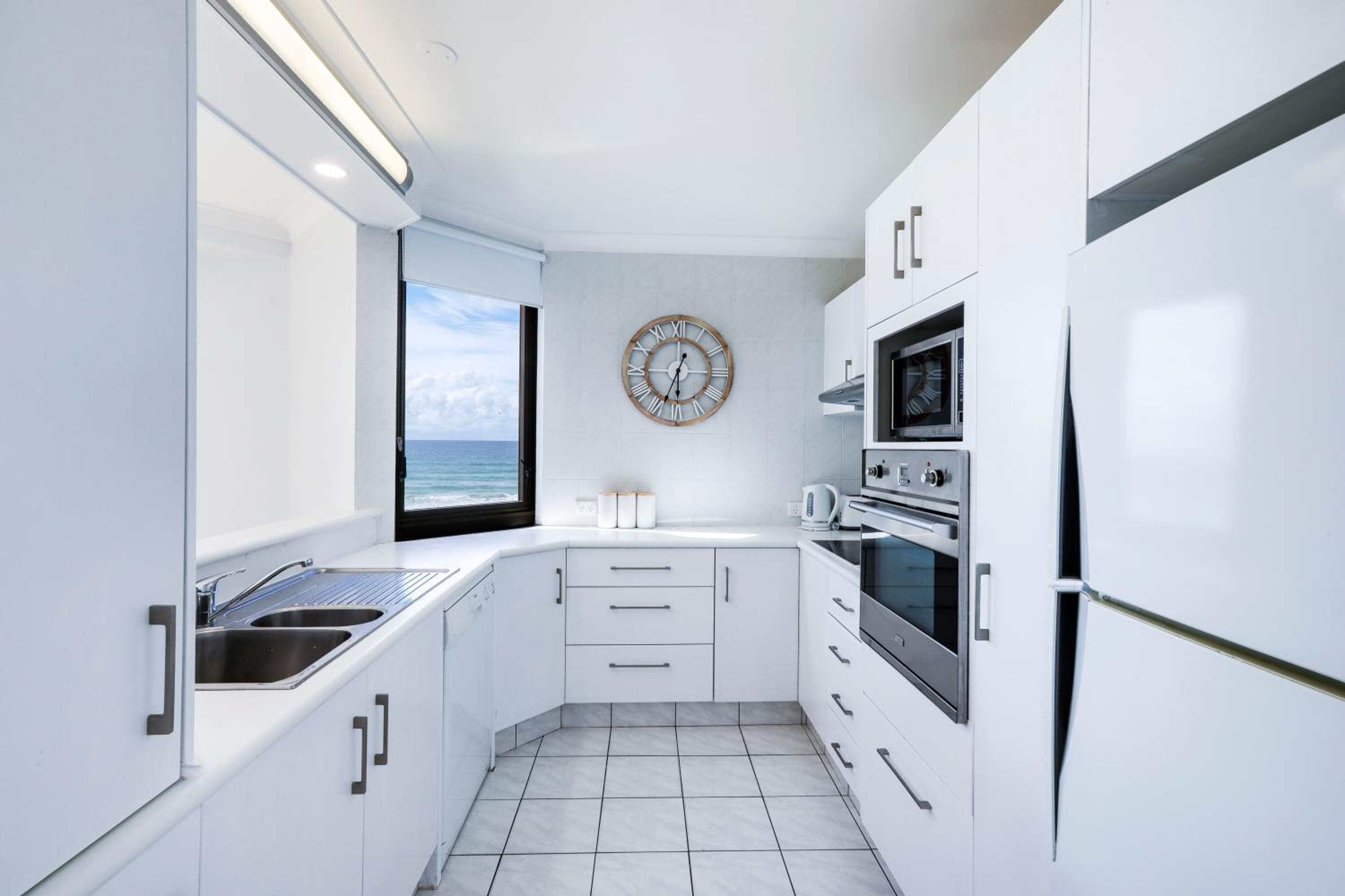 Superior Two-Bedroom Apartment with Ocean View