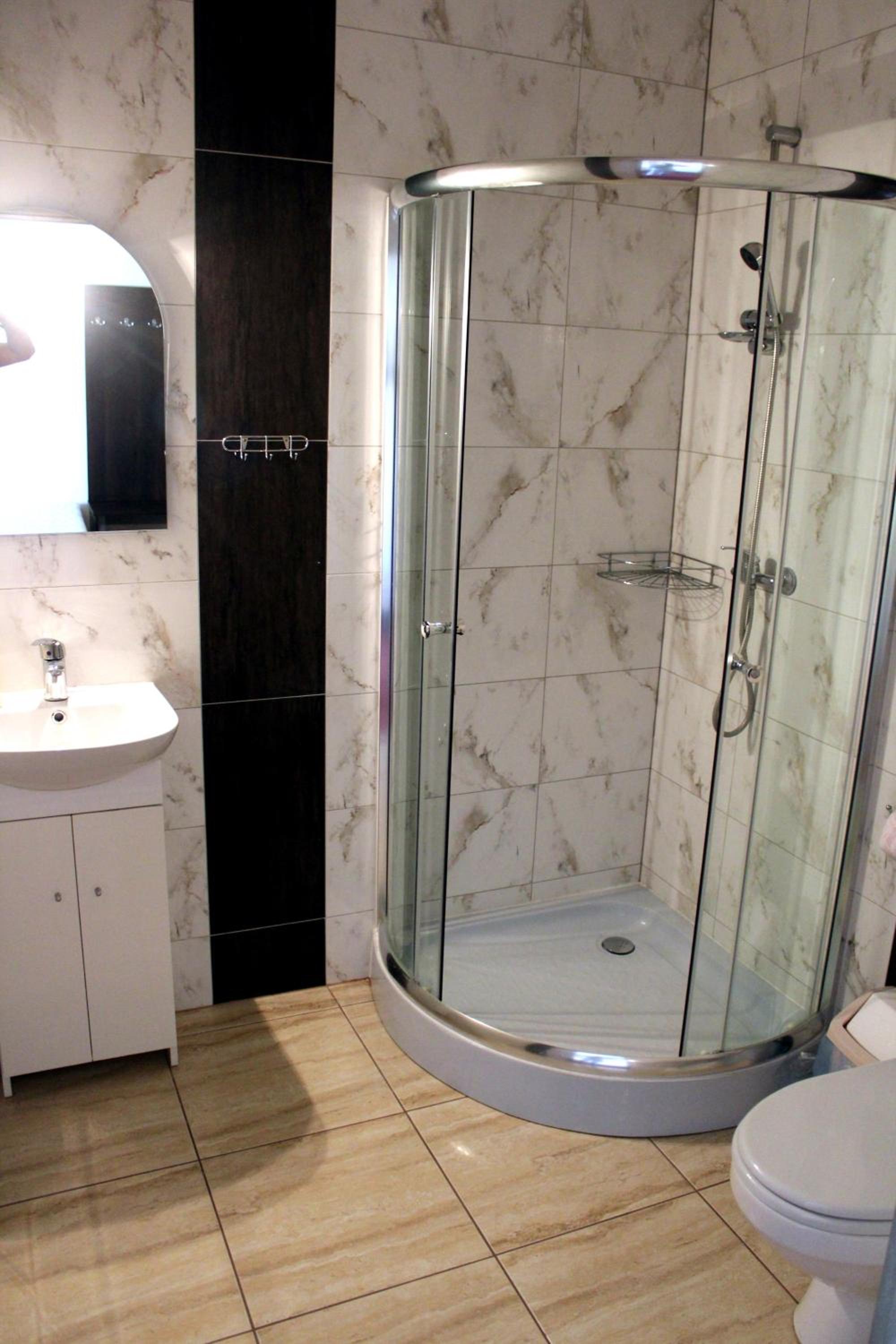 Double or Twin Room - Photo 5