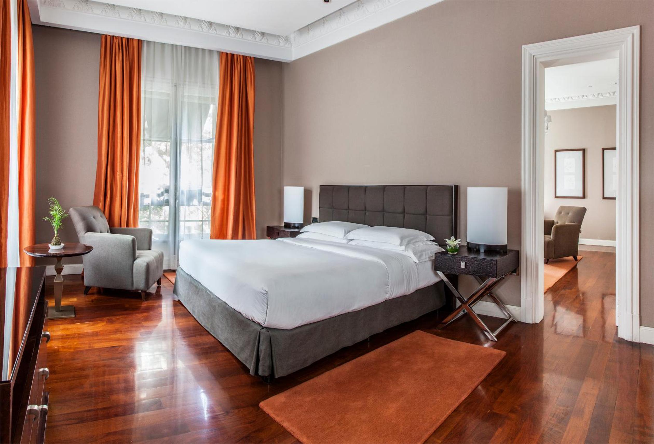 Executive Suite