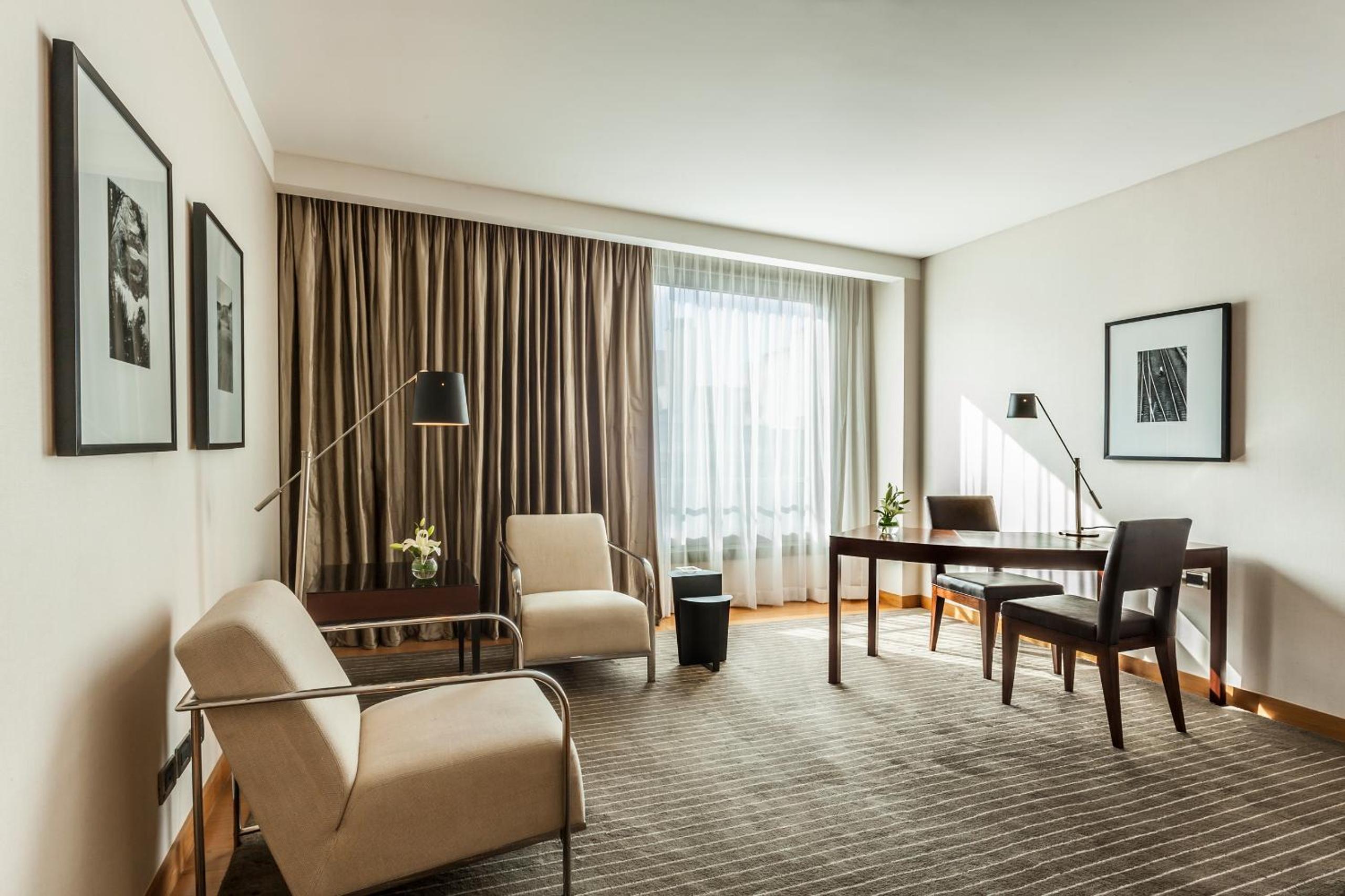One-Bedroom Suite