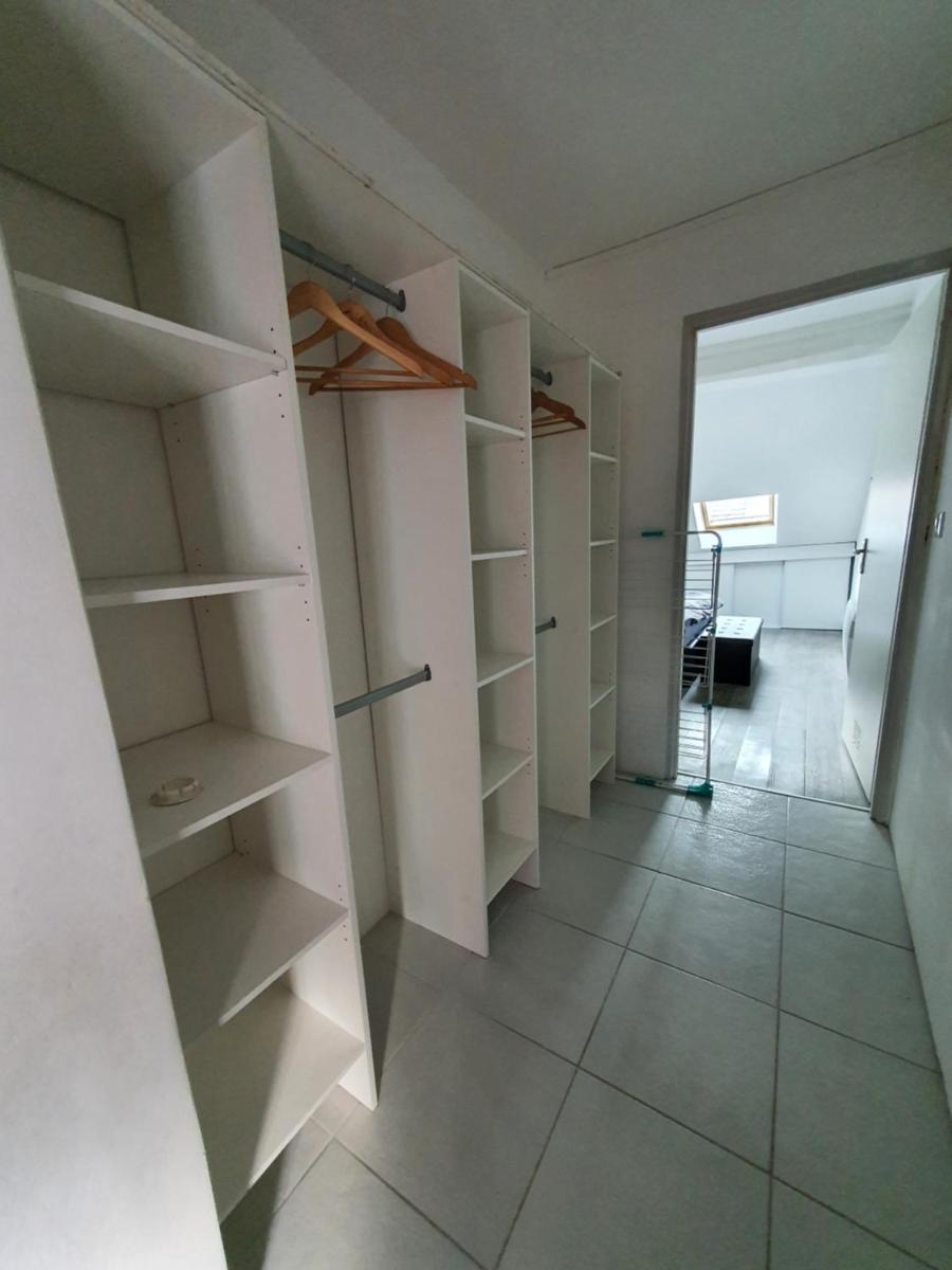 Three-Bedroom Apartment photo 1