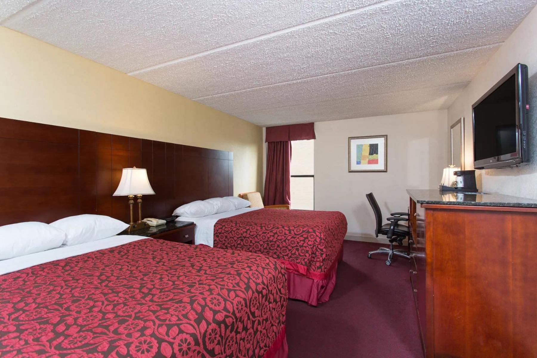 Double Room With Two Double Beds - Smoking - Photo 3