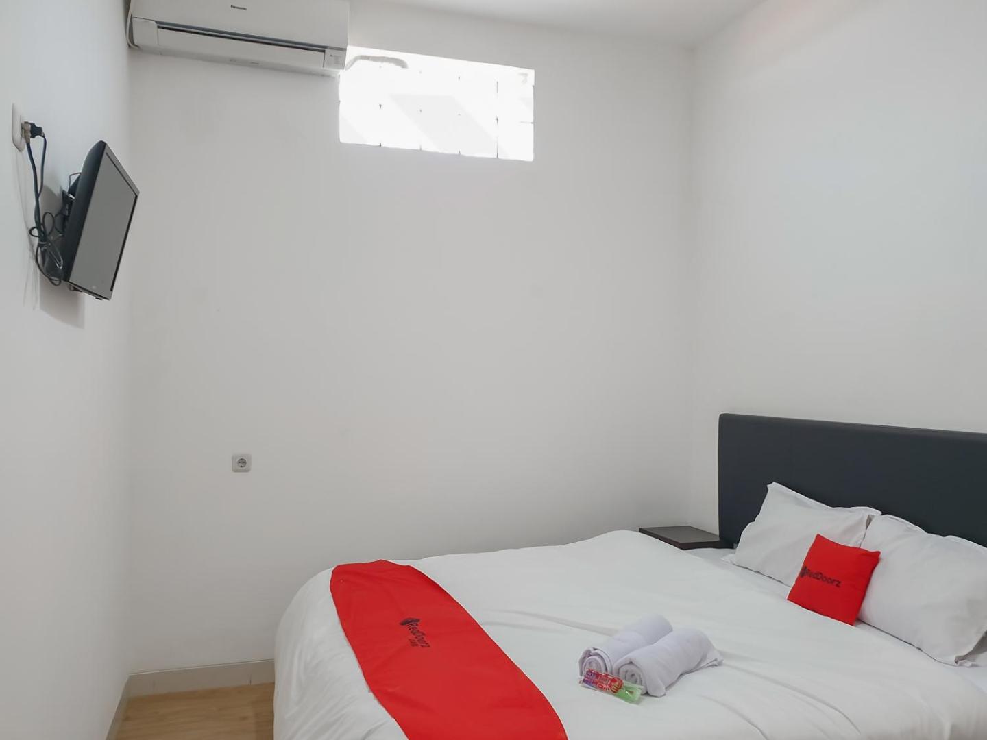 Double Room - Photo 6