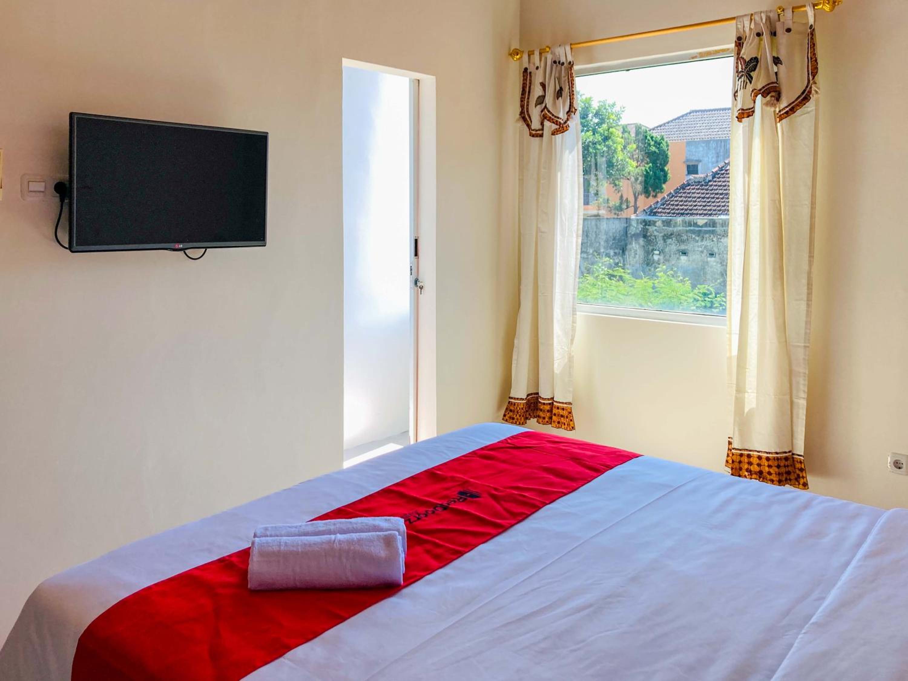 Double Room - Photo 2