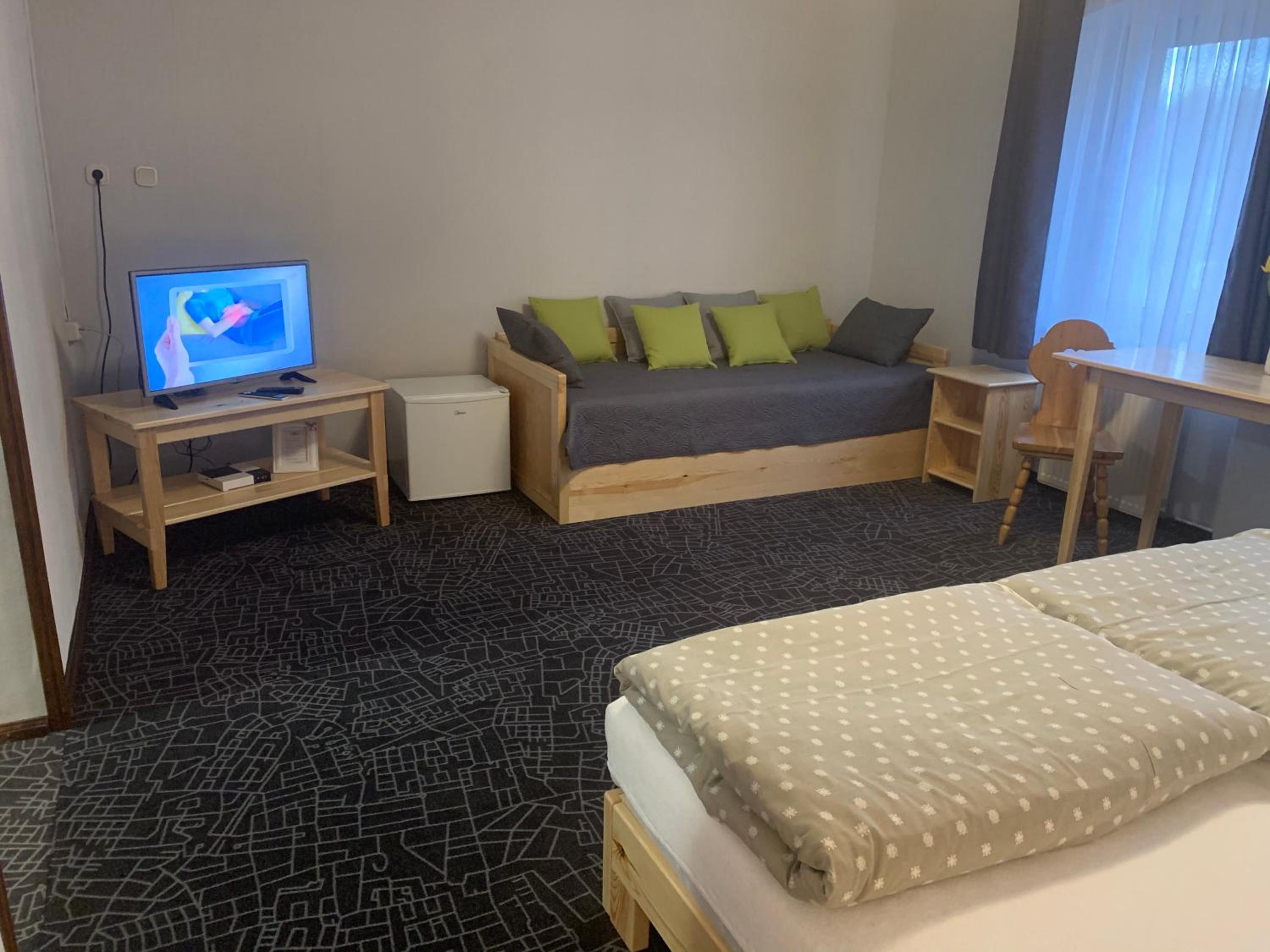 Double Room with Extra Bed - Photo 5