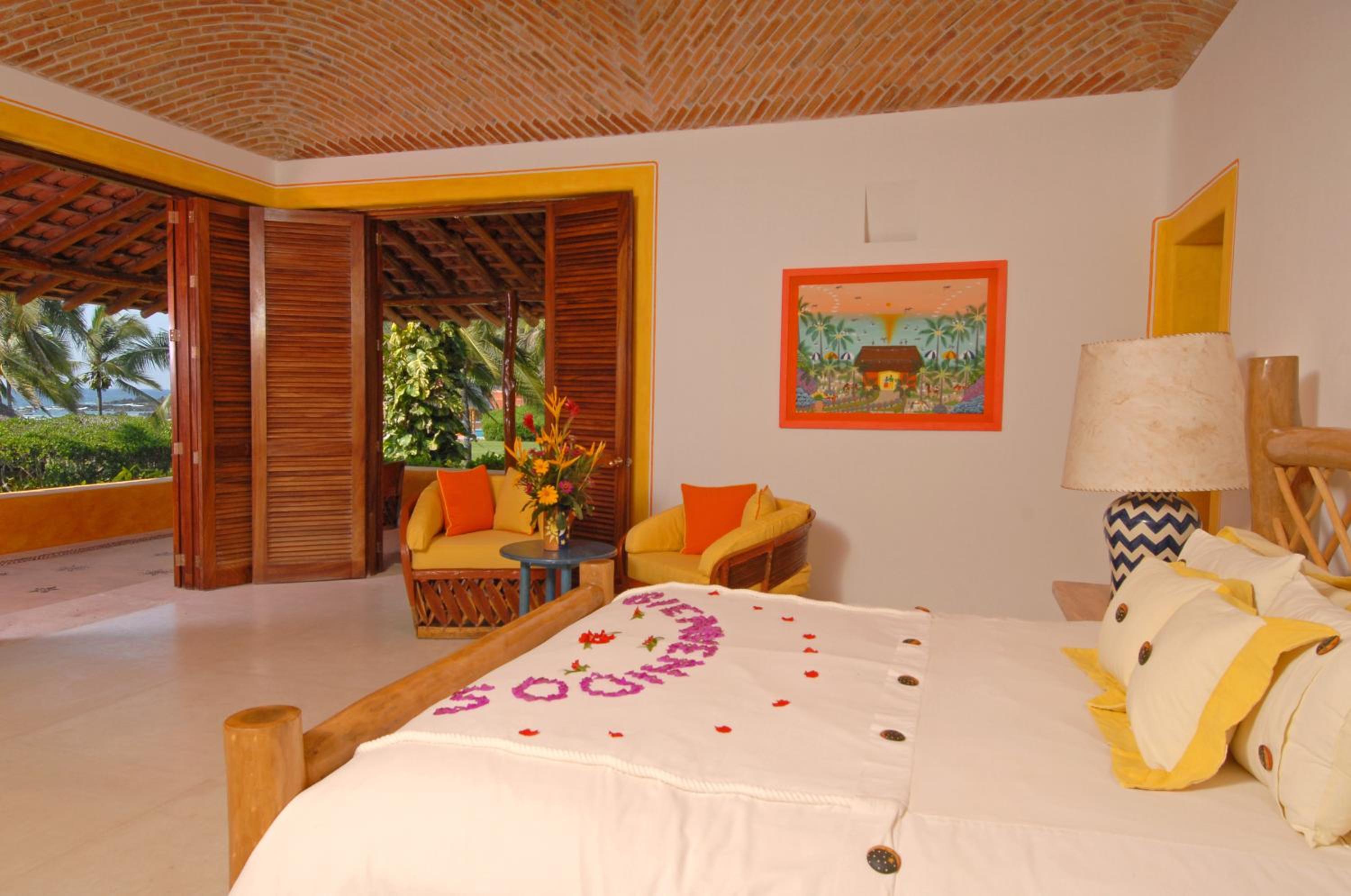 Ocean Front Suite photo 1