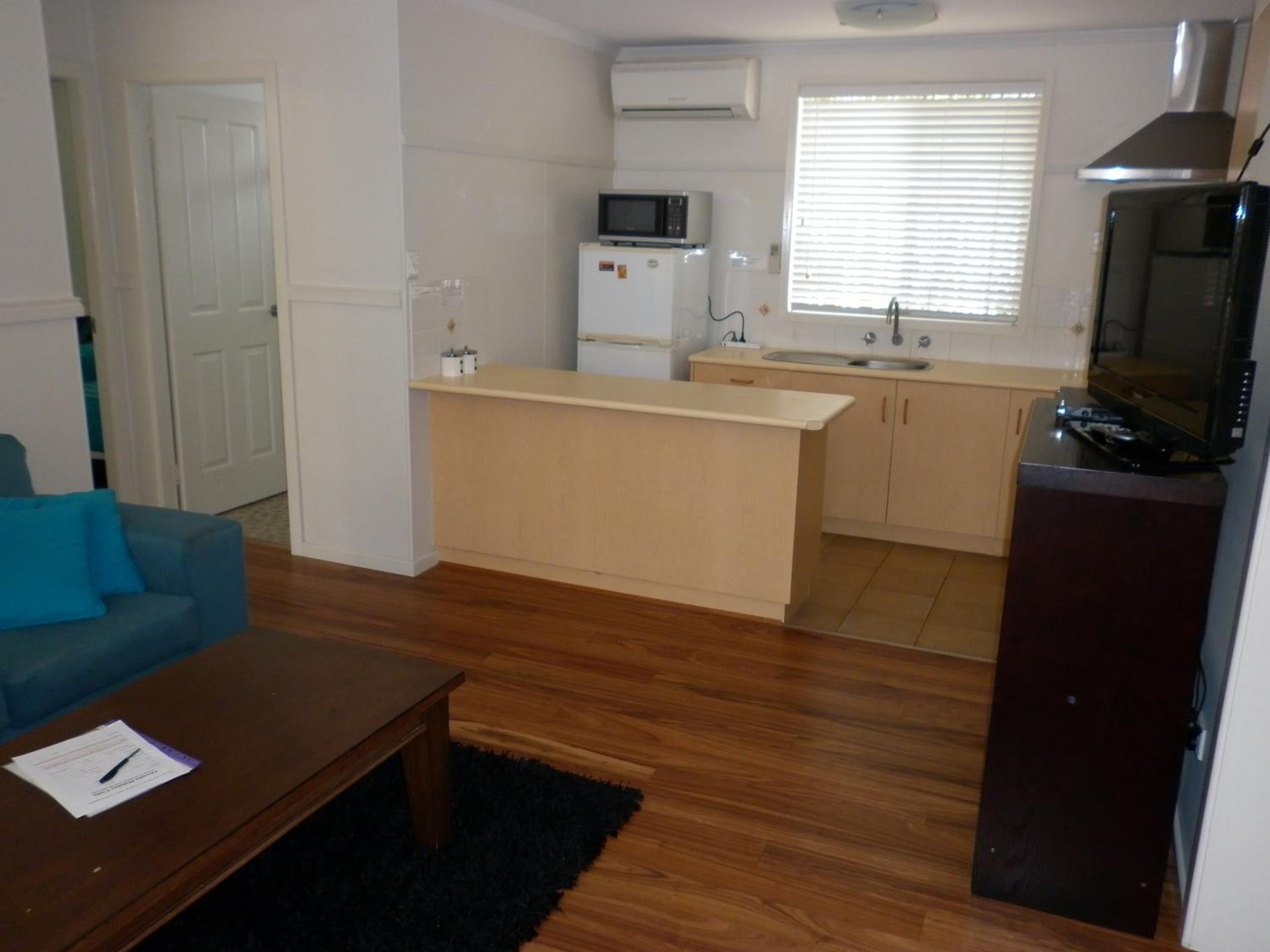 One-Bedroom Apartment photo 3