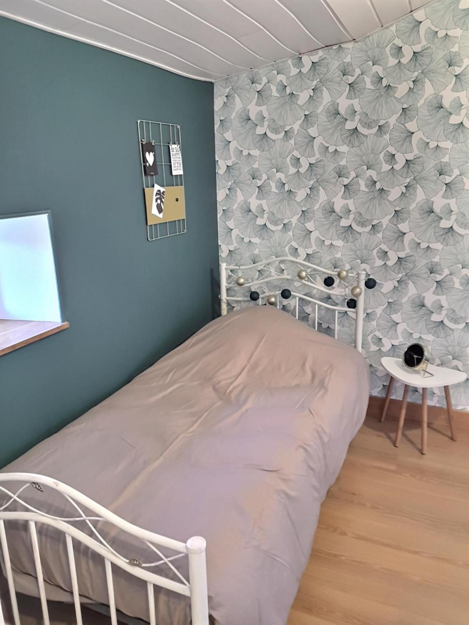 Two-Bedroom House photo 3