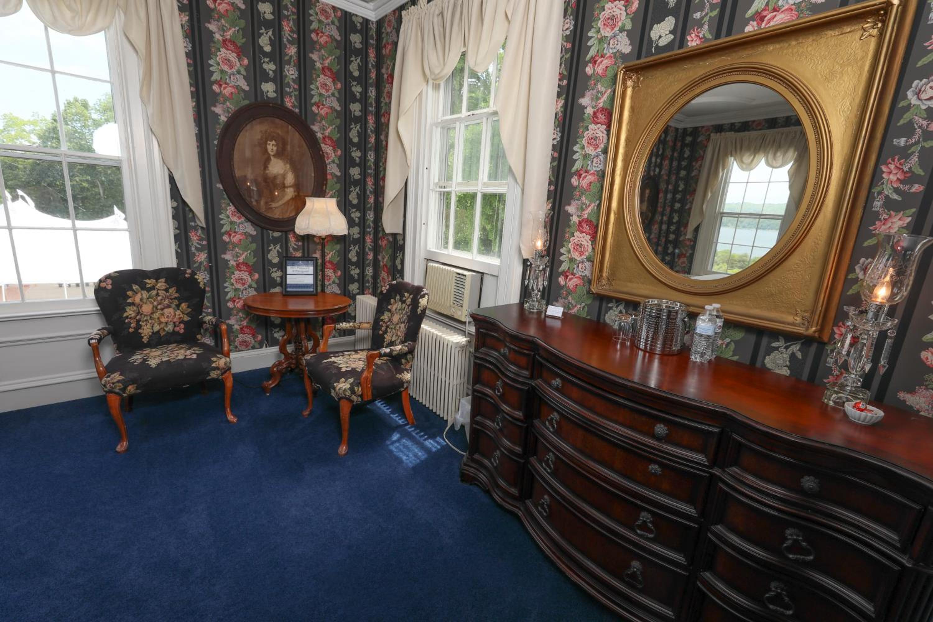 Main Inn - Lakeview King photo 2