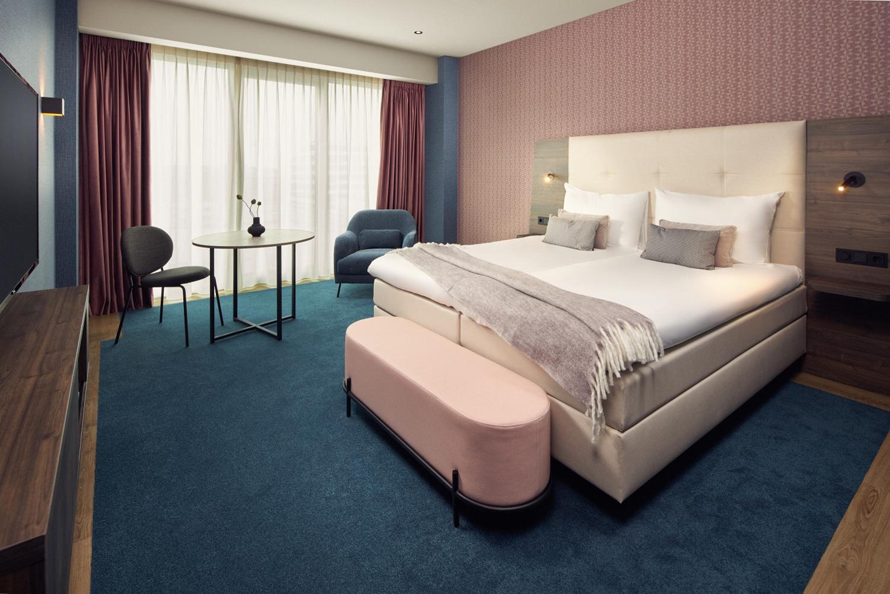Deluxe Double Room - Photo 1