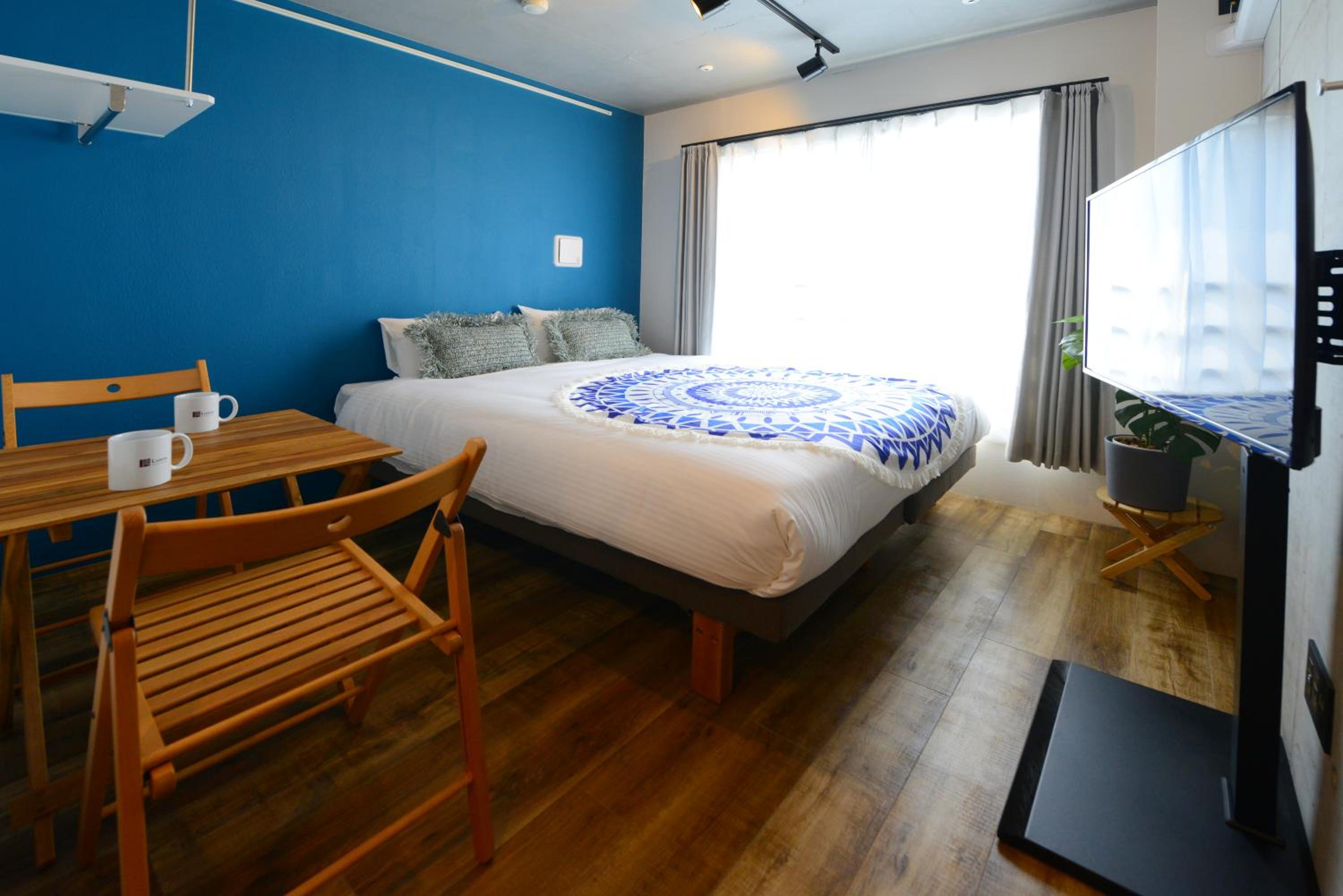 Standard Queen Room