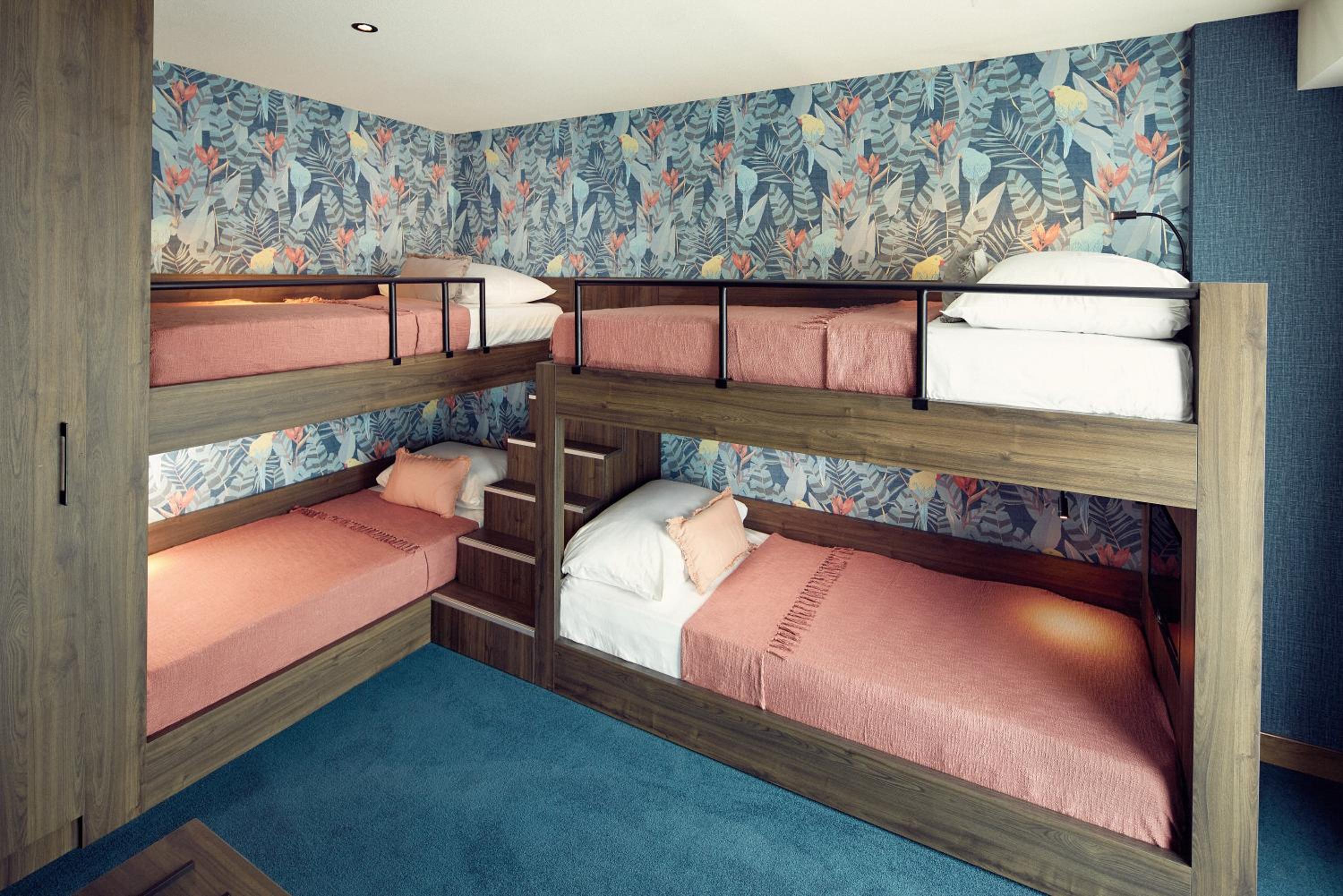 Deluxe Family Room (6 people) - Photo 1