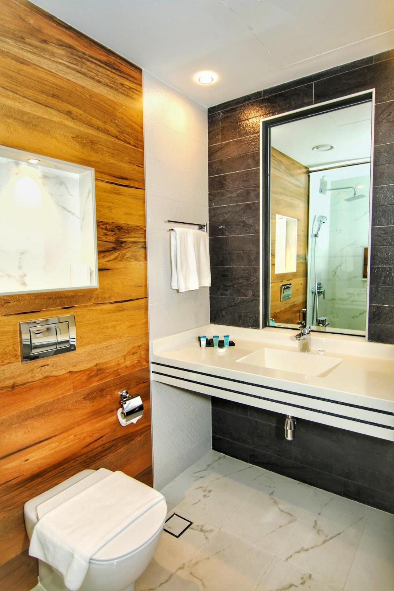 Standard Double Room - Photo 2