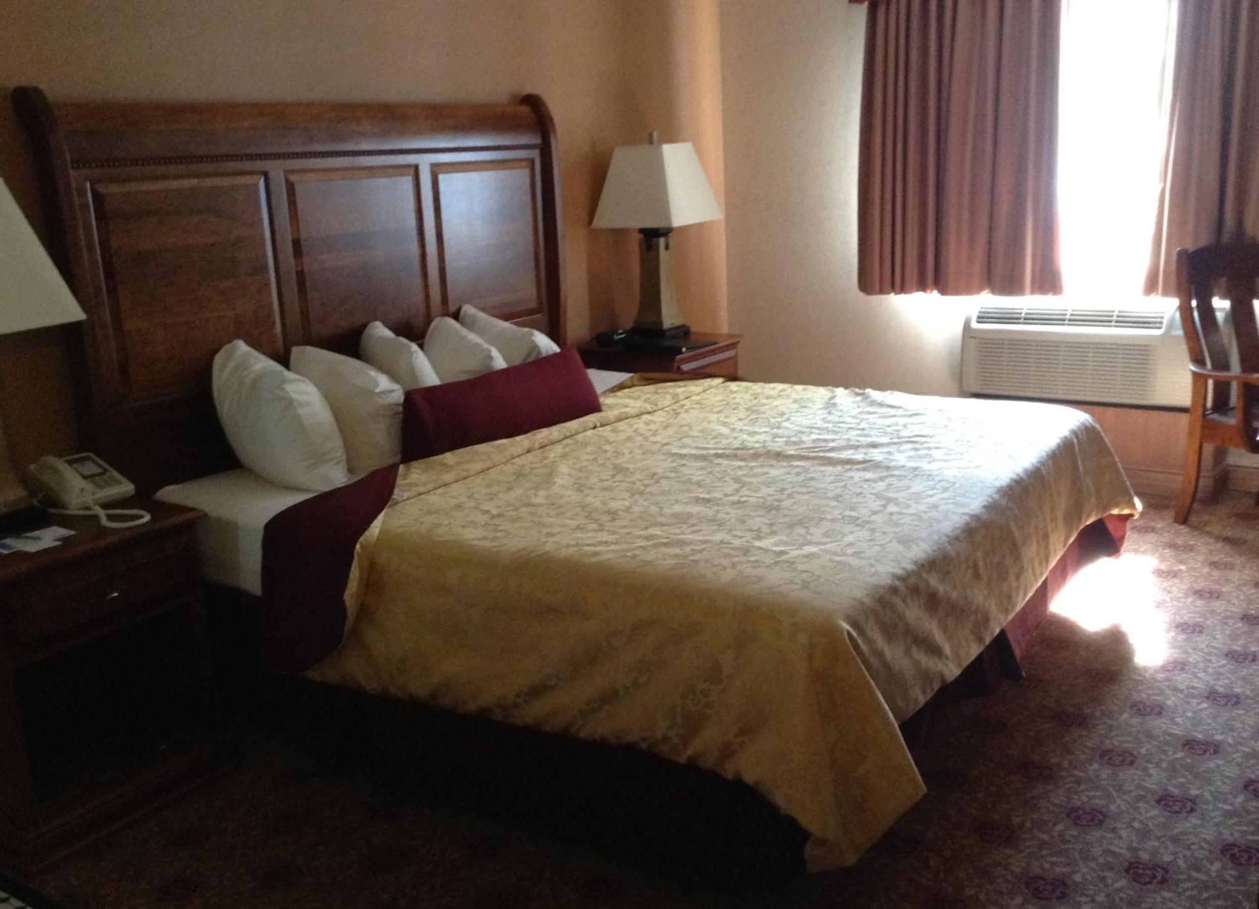 Queen Room - Photo 1