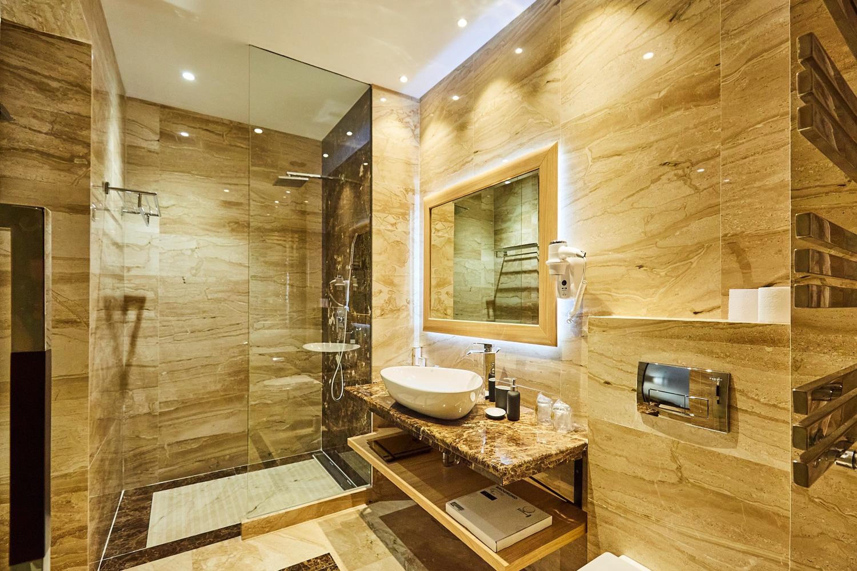 Superior Twin Room photo 3