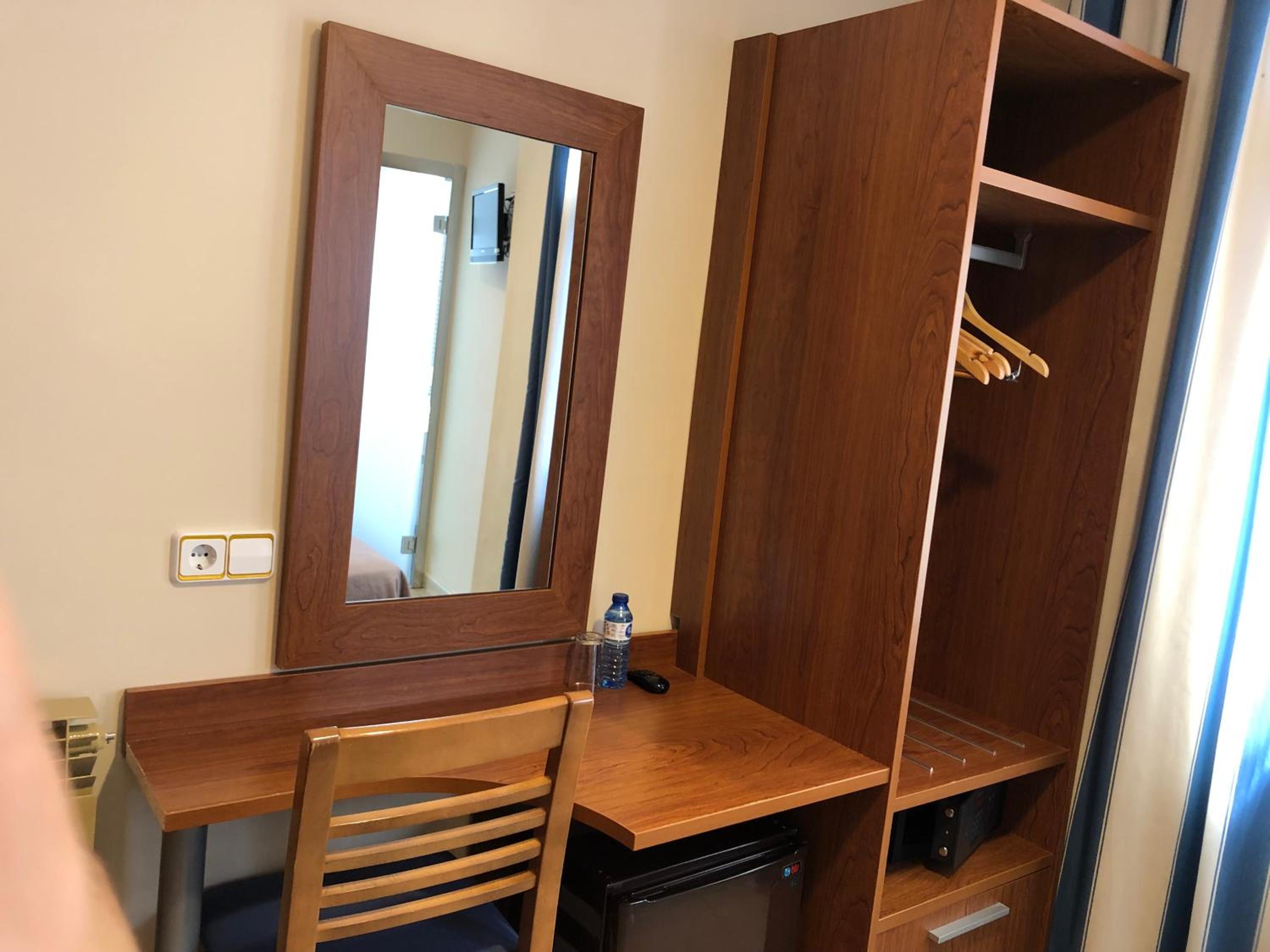 Large Single Room