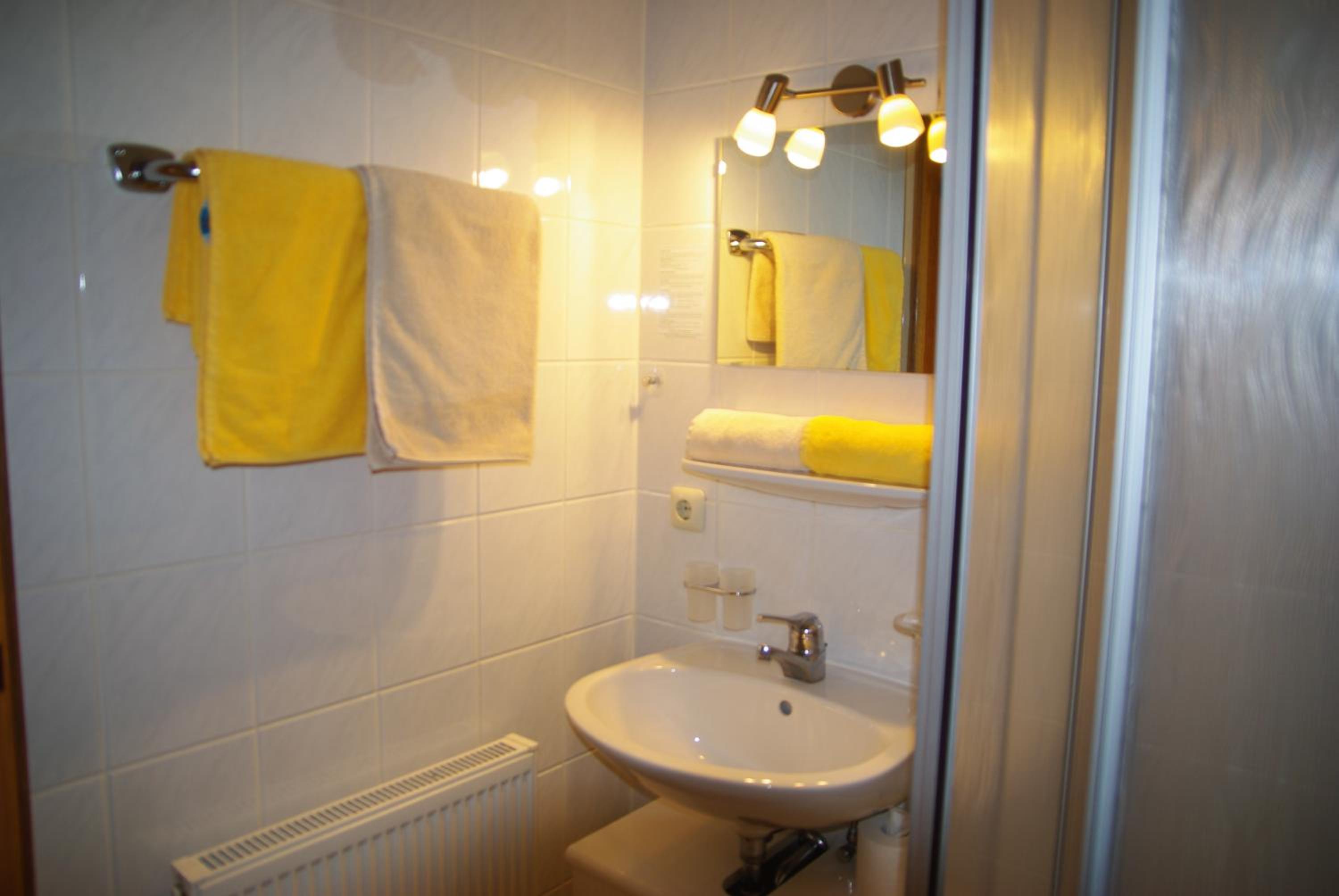 Double Room - Photo 15